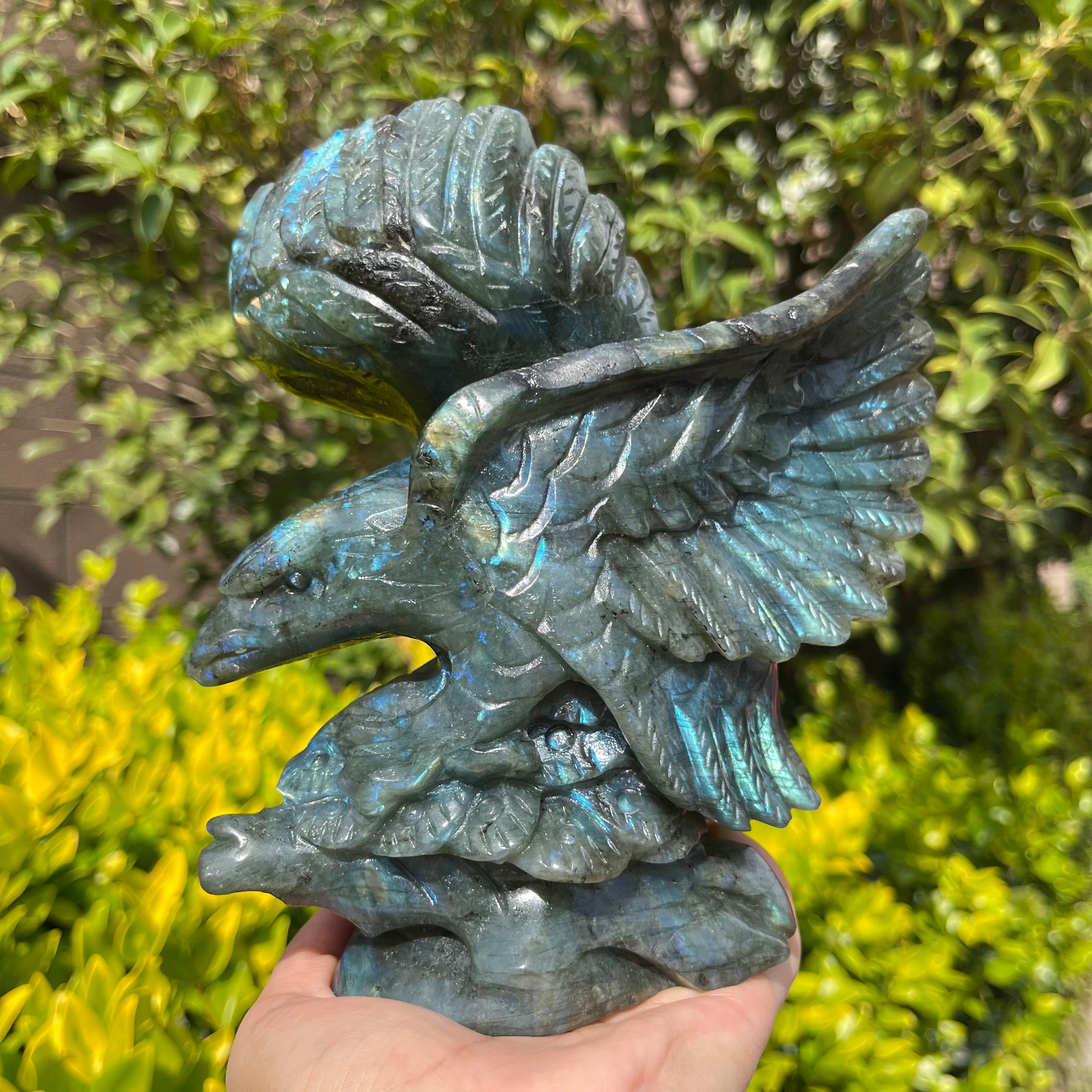 Flashy Labradorite Eagle Carving Natural Crystal Healing Stone Gift Home Decoration
