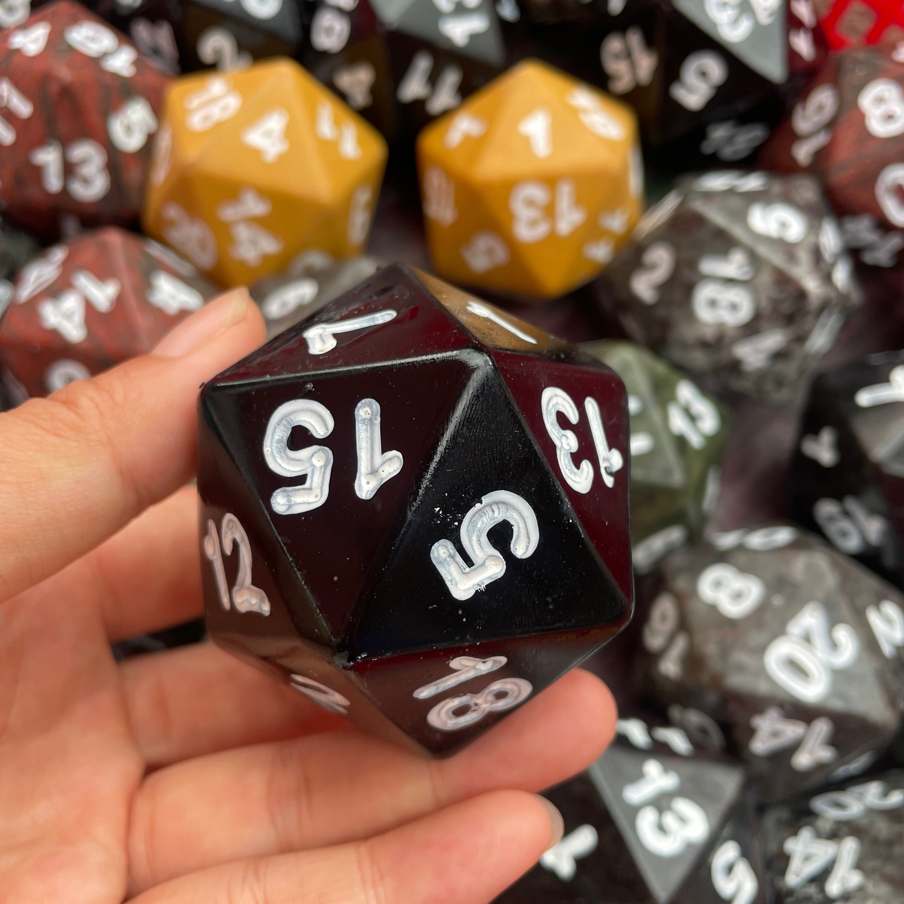 7CM Natural Stone Dice Carving