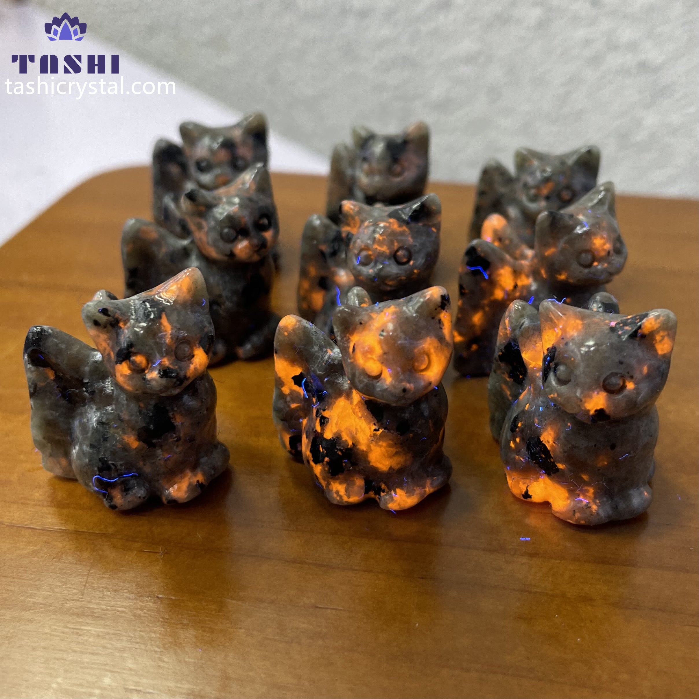 3CM Angel Wing Cat Mini Carving Gift Decor Wholesale