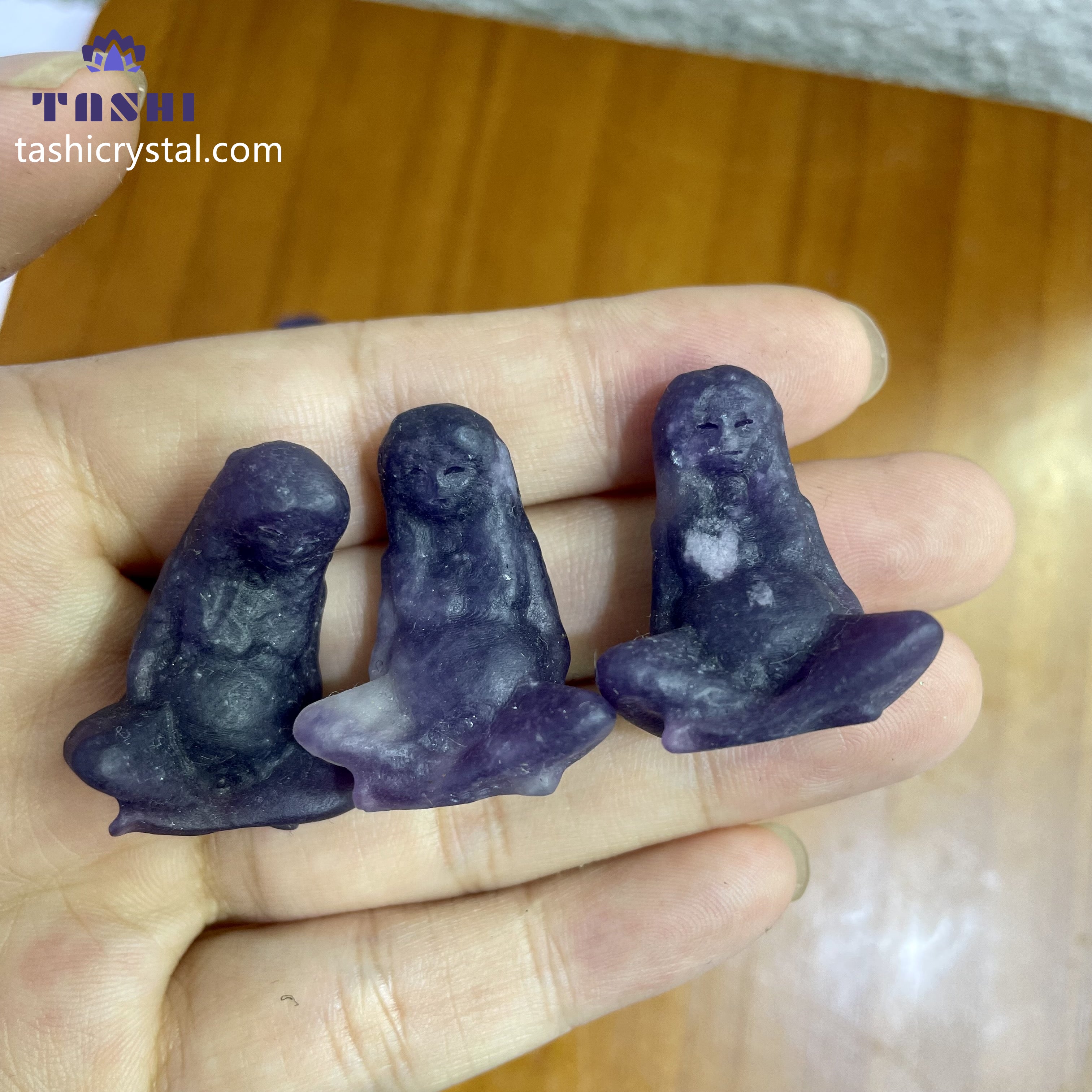 3CM Mother Earth Mini Carving Gift Decor Wholesale