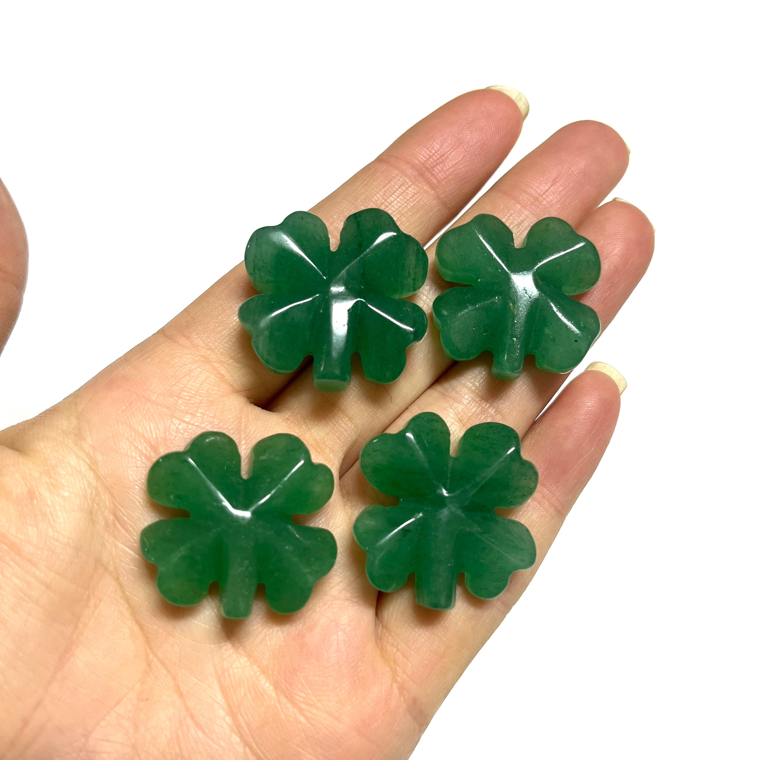 3CM Mini Four Leaf Clover Carving