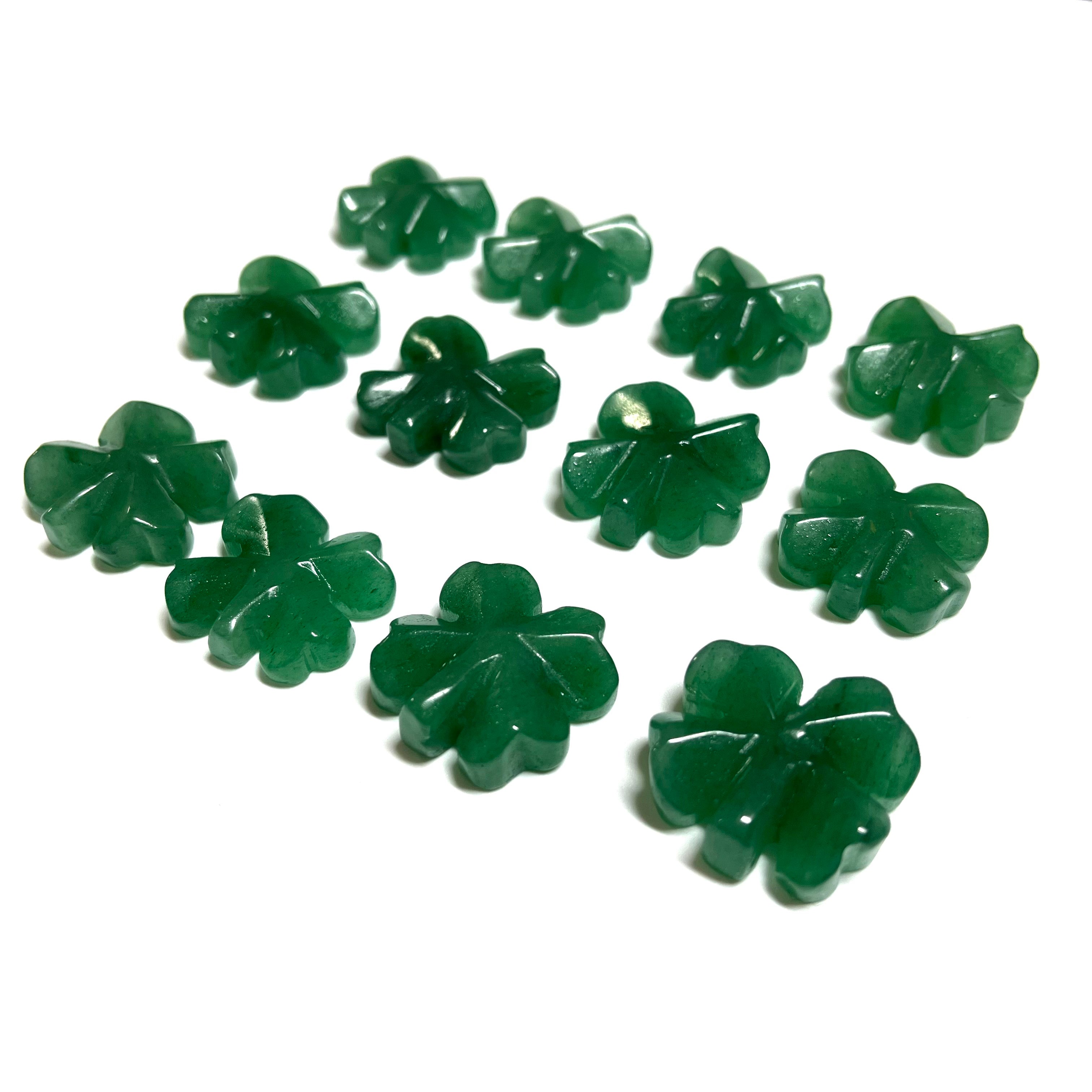 3CM Mini Four Leaf Clover Carving