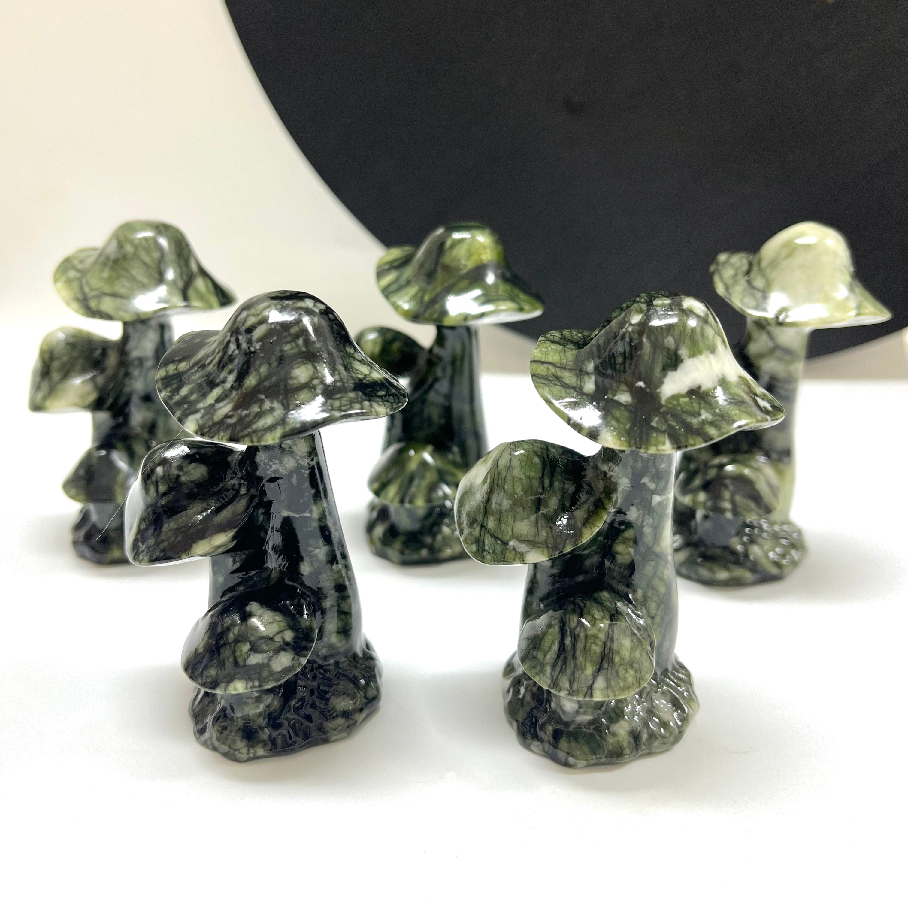 Natural Serpentine Triple Mushroom Carving