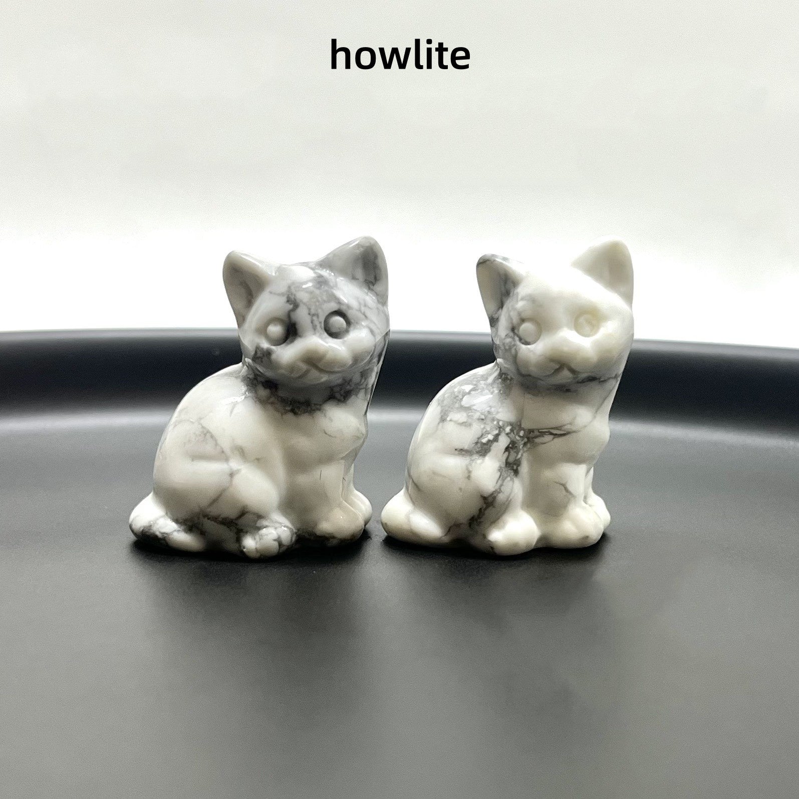 3CM Mini Sitting Cat Carving