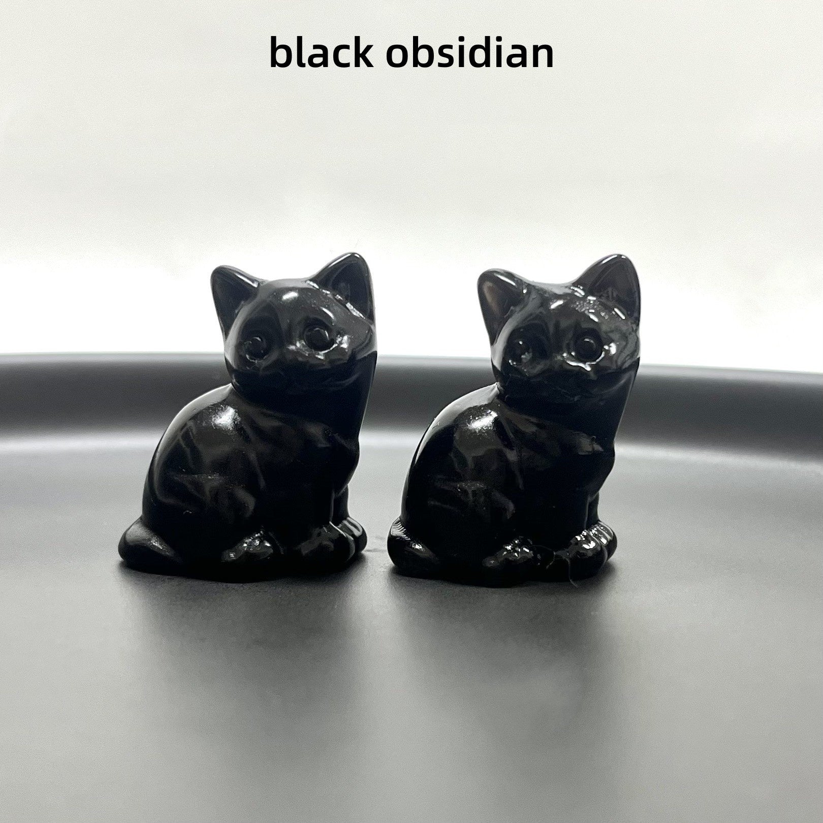 3CM Mini Sitting Cat Carving