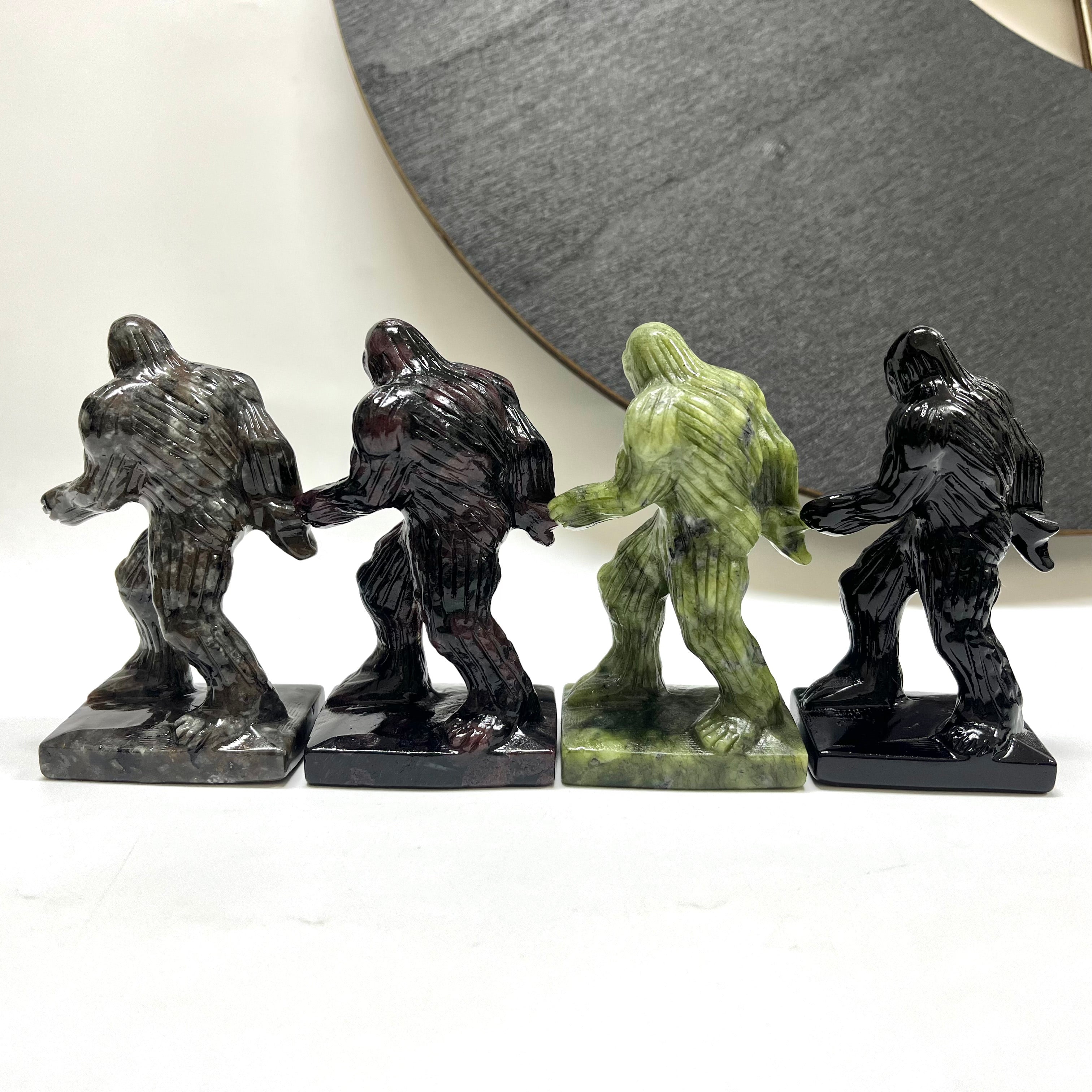 8CM Big Foot Carving