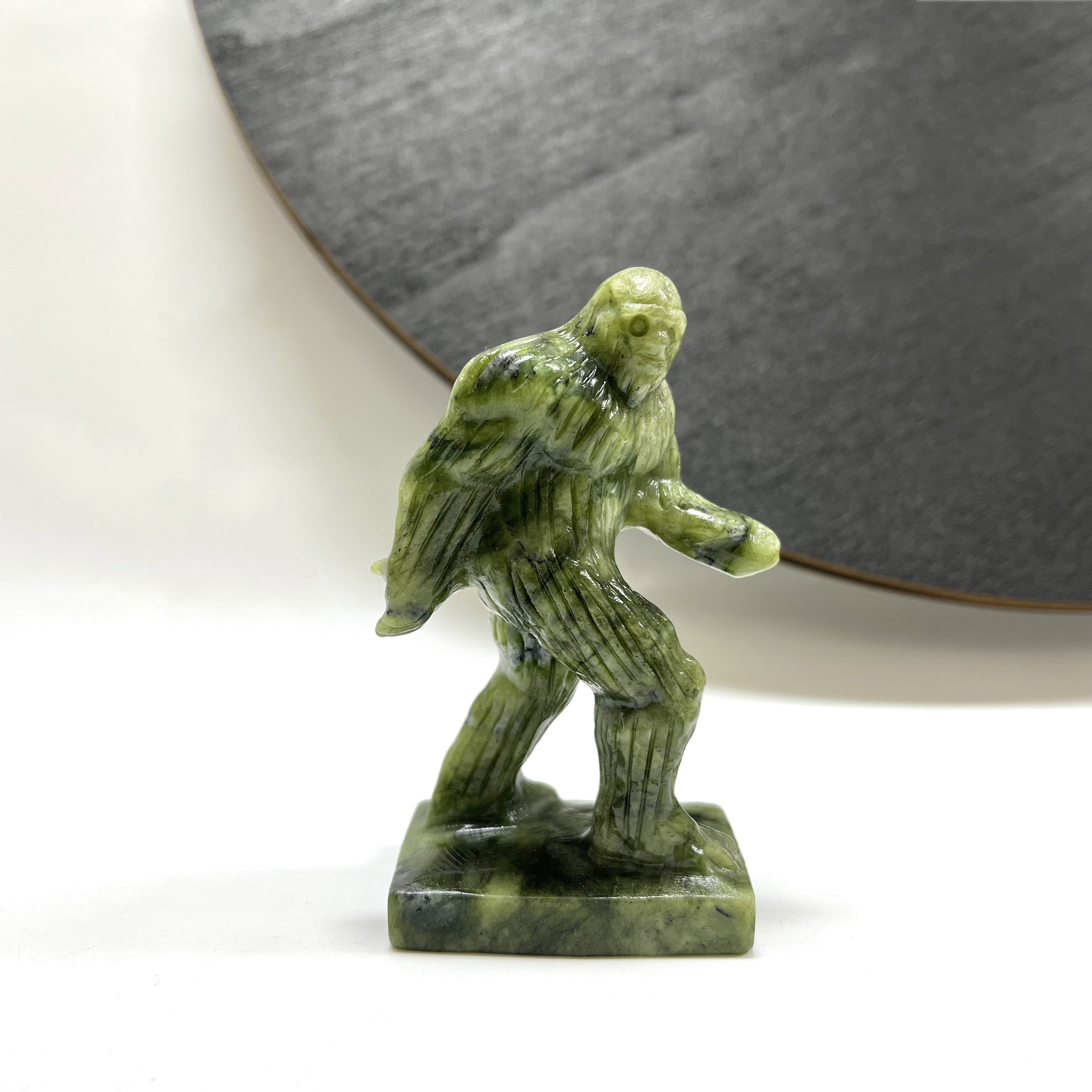 8CM Big Foot Carving