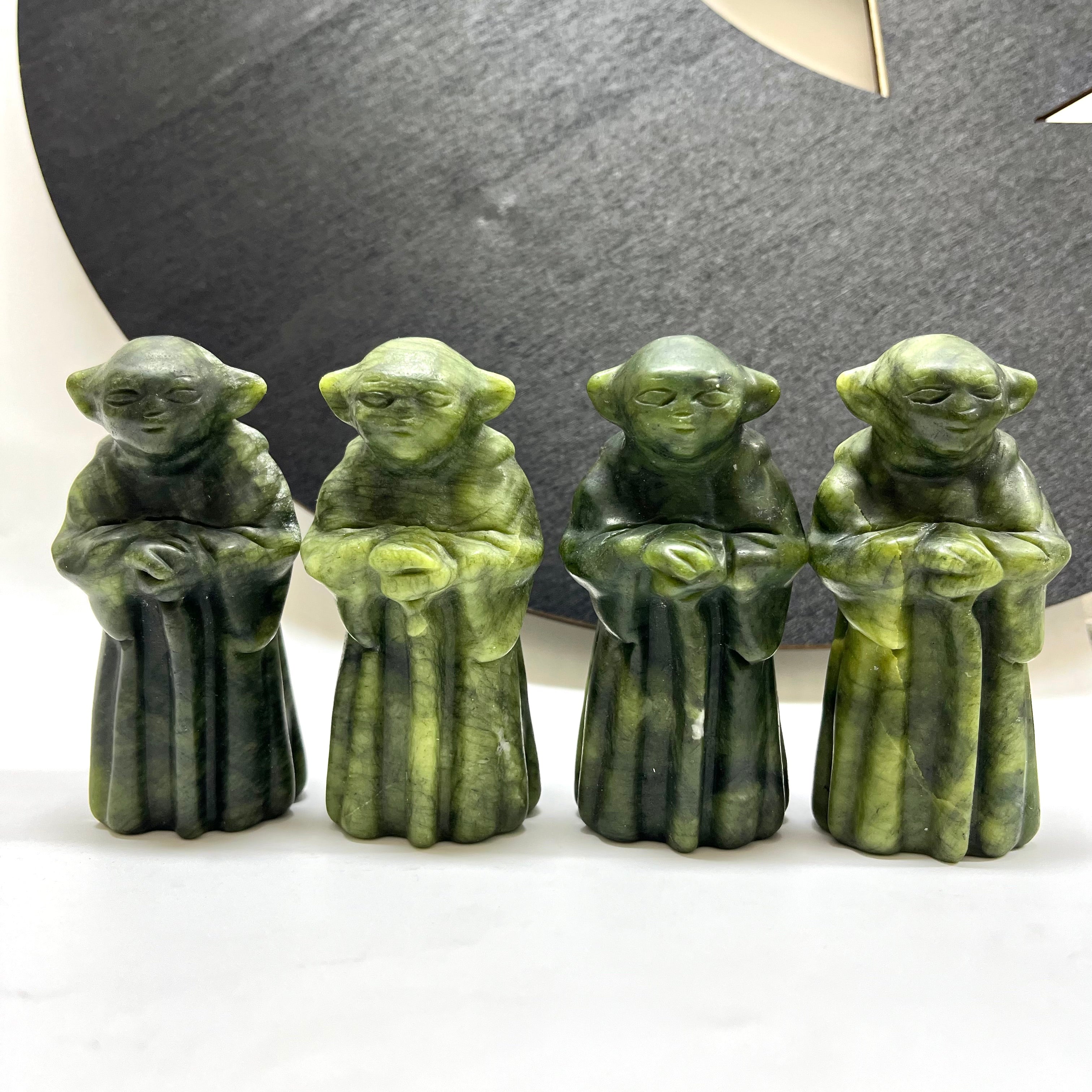 8CM Star Wars Old Yoda Carving