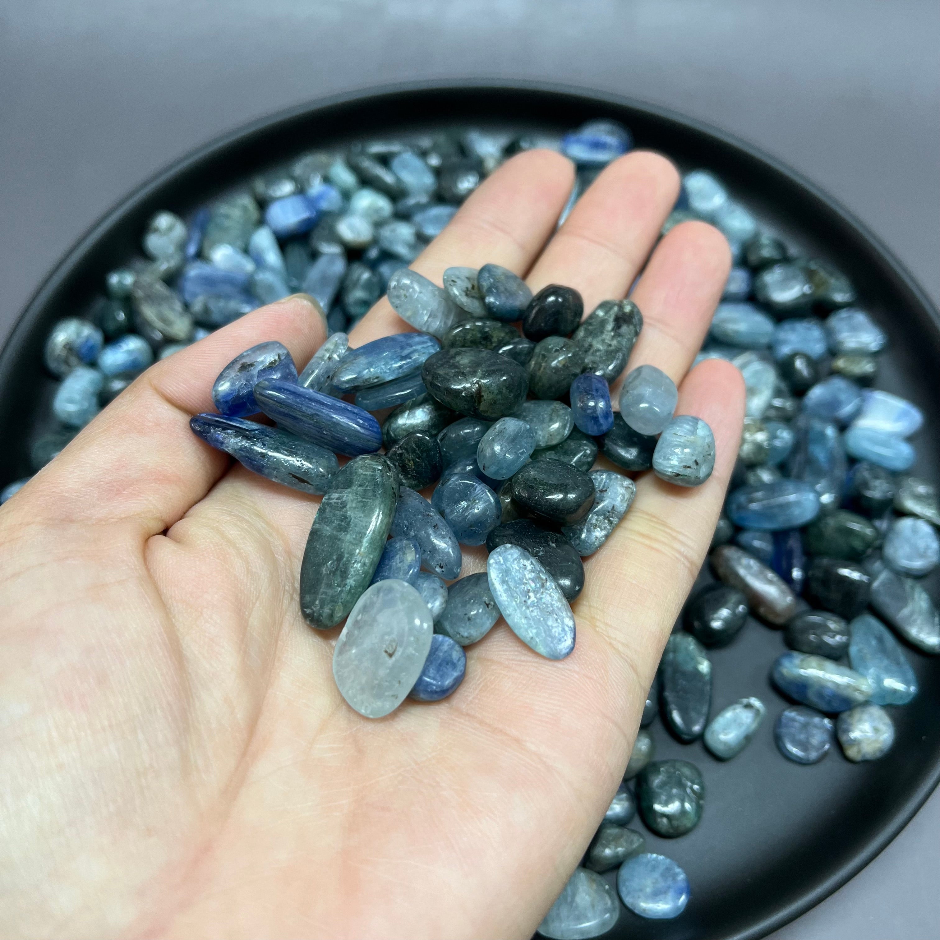 Natural Blue Kynite Pebbles Chips Wholesale