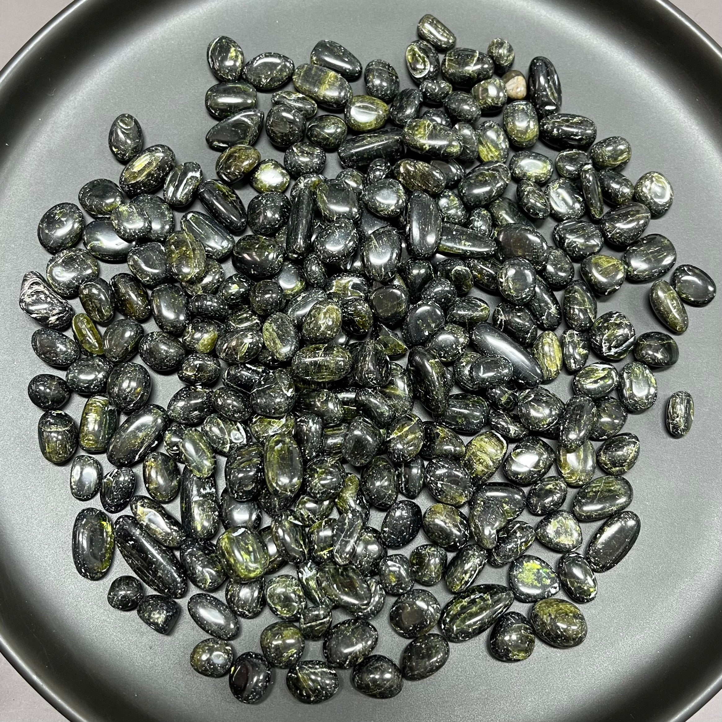 Natural Beryl Pebbles Chips Wholesale