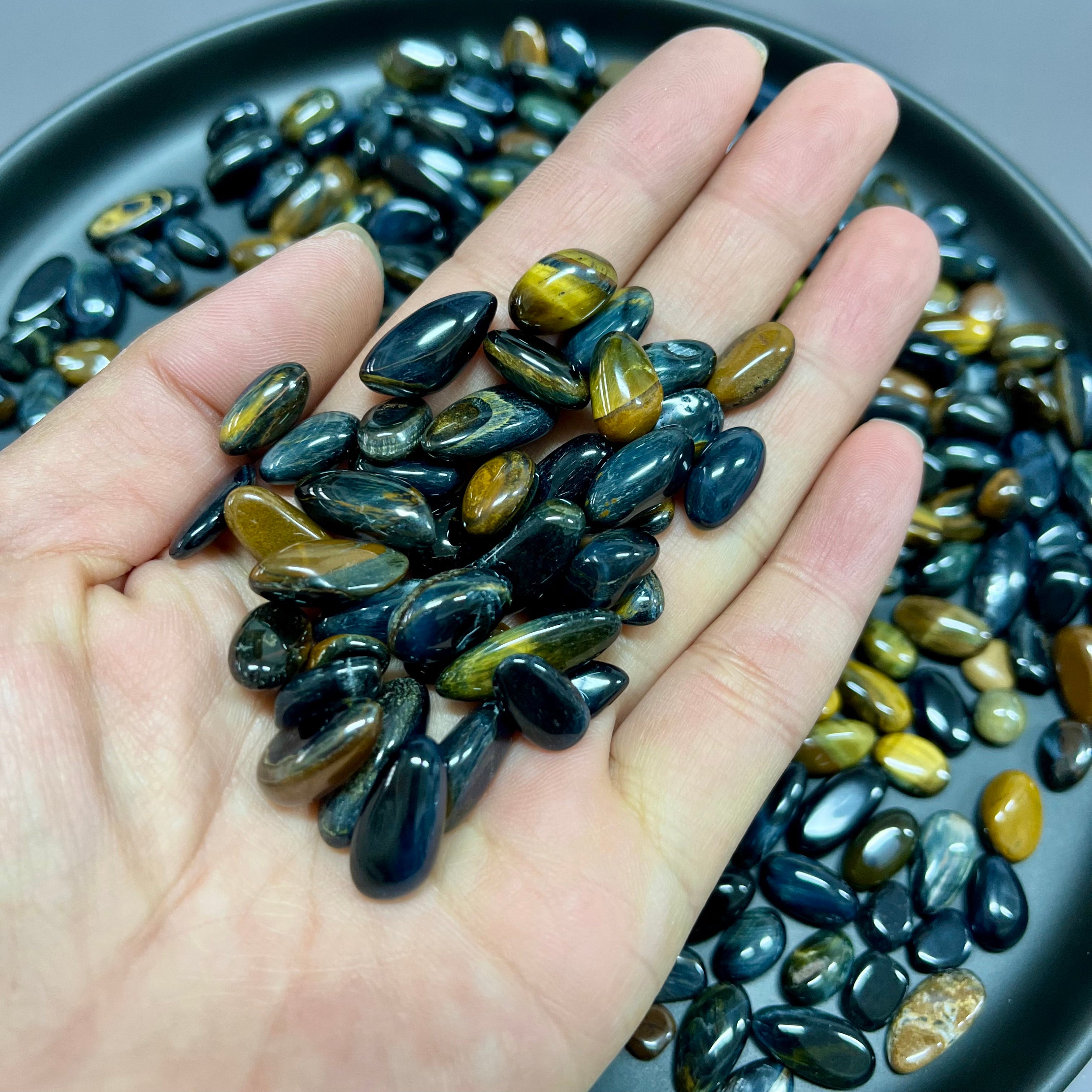 Natural Golden Blue Tiger Eye Pebbles Chips Wholesale