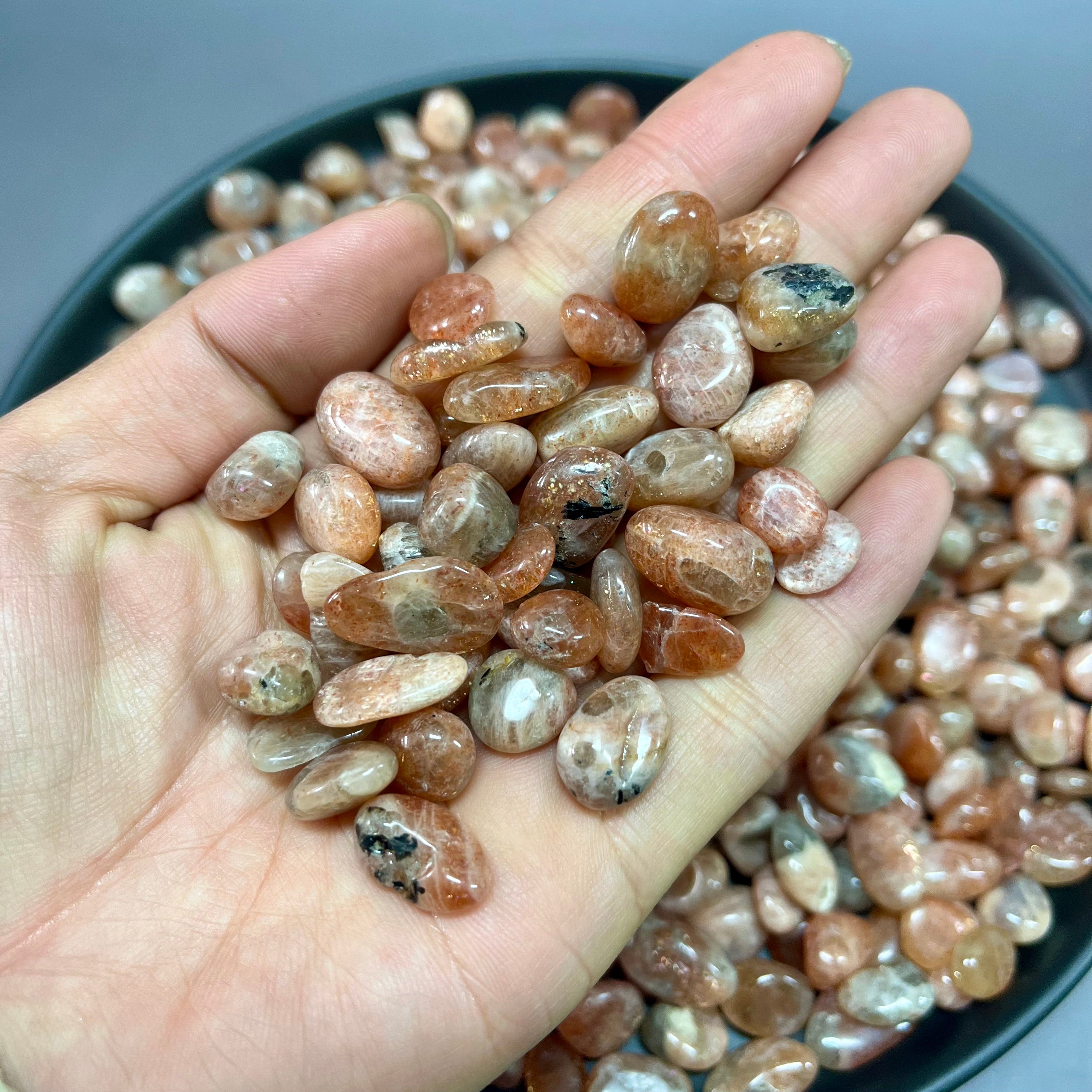 Natural Golden Sunstone Pebbles Chips Wholesale