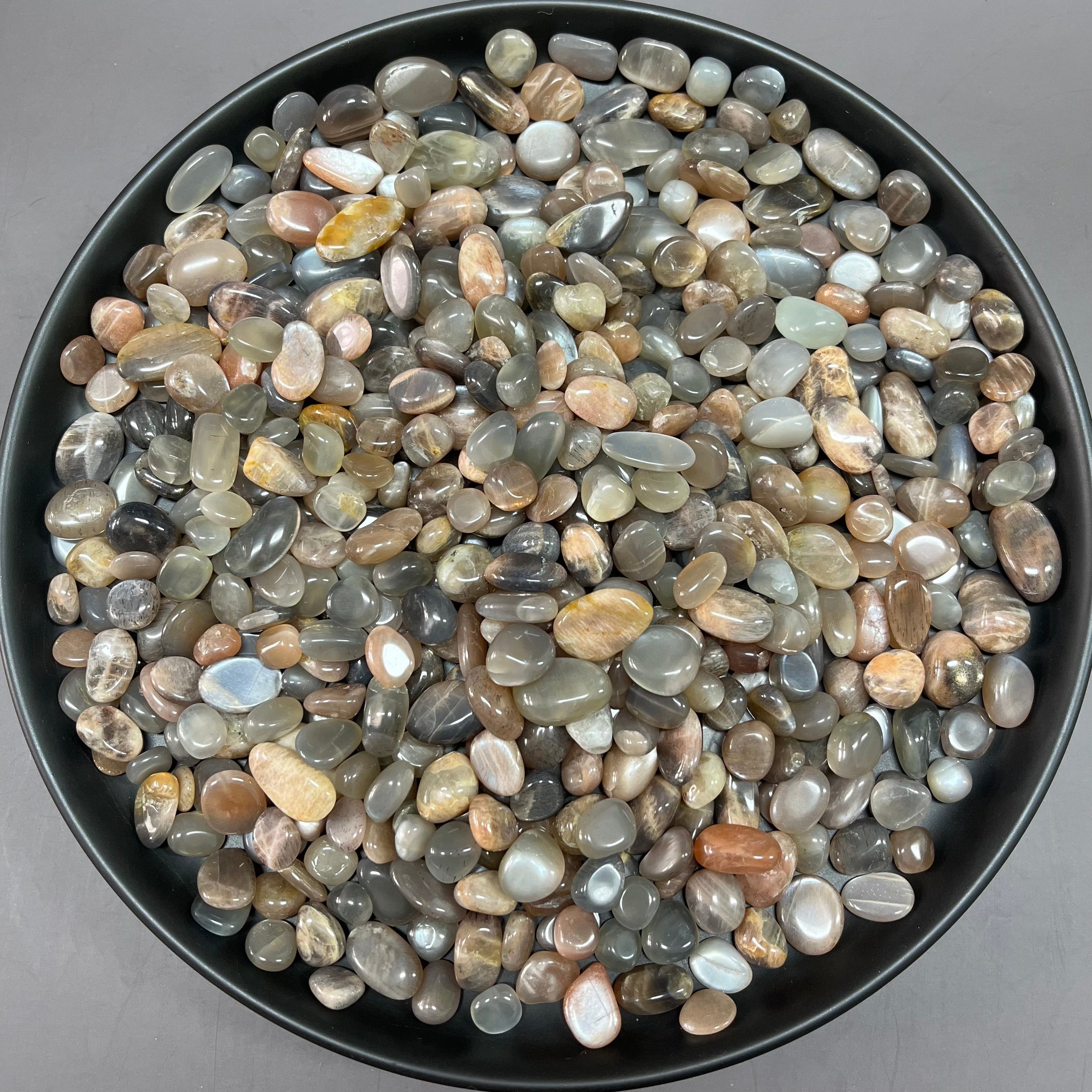 Natural Grey Moonstone Pebbles Chips Wholesale