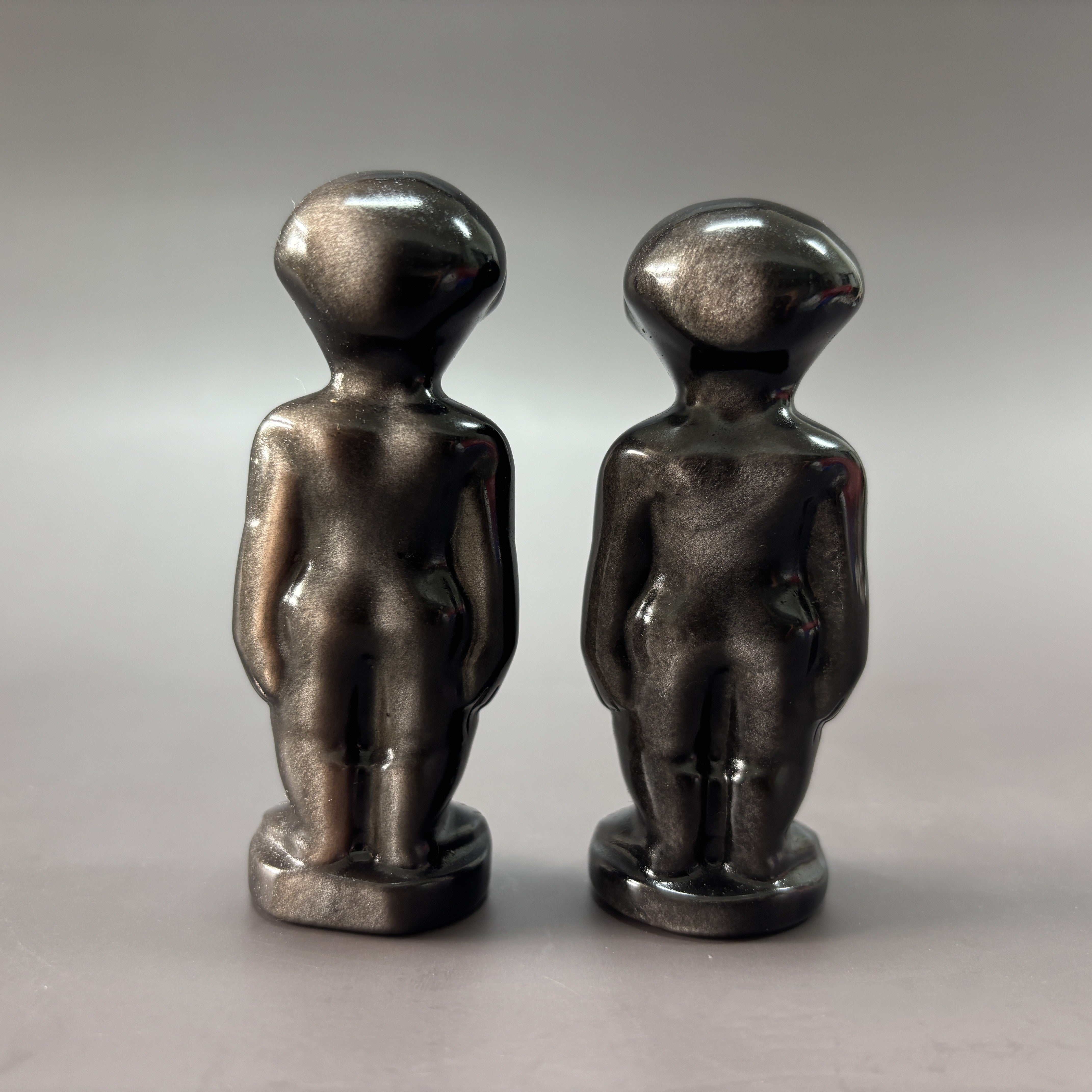 Alien Silver Sheen Obsidian Carving