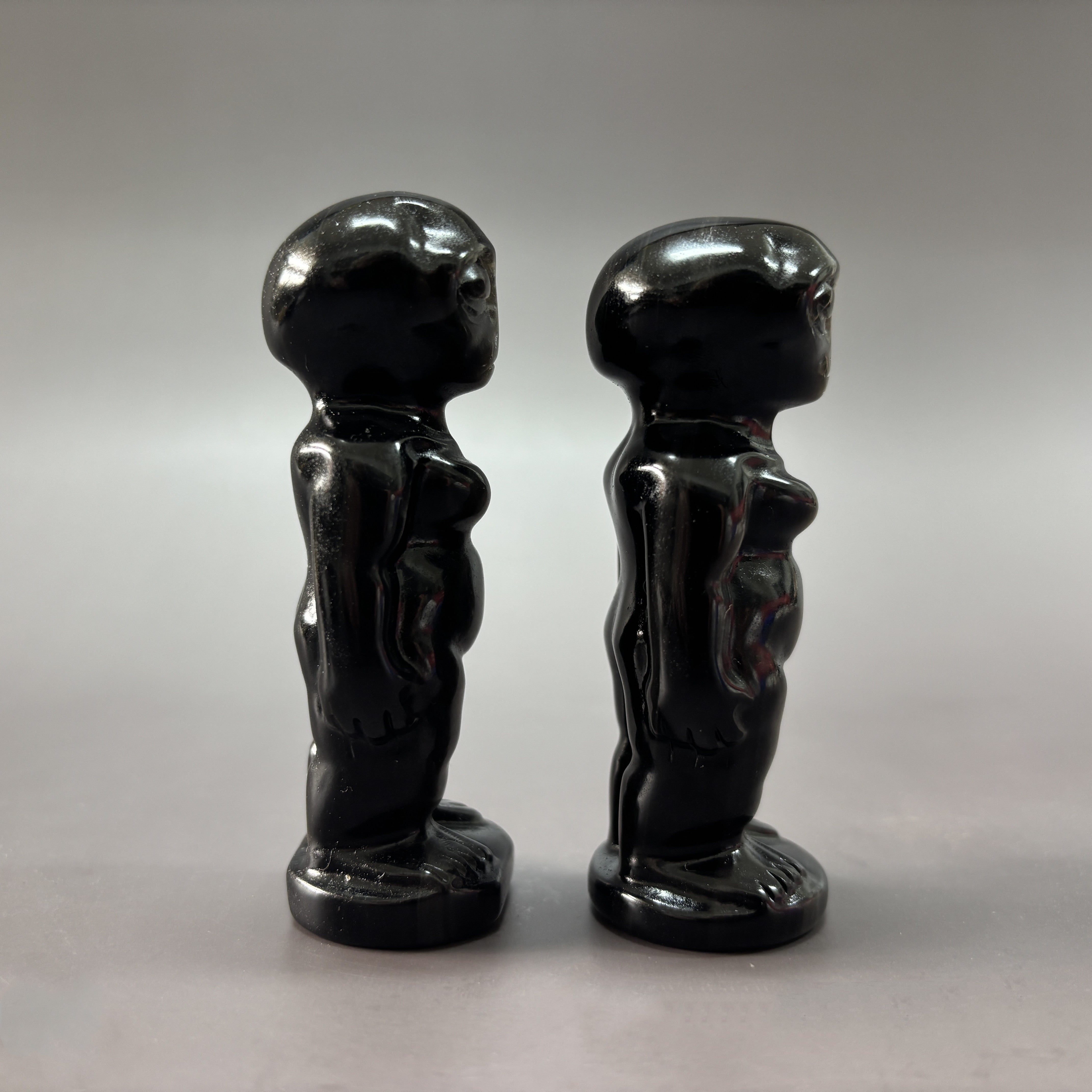 Alien Silver Sheen Obsidian Carving