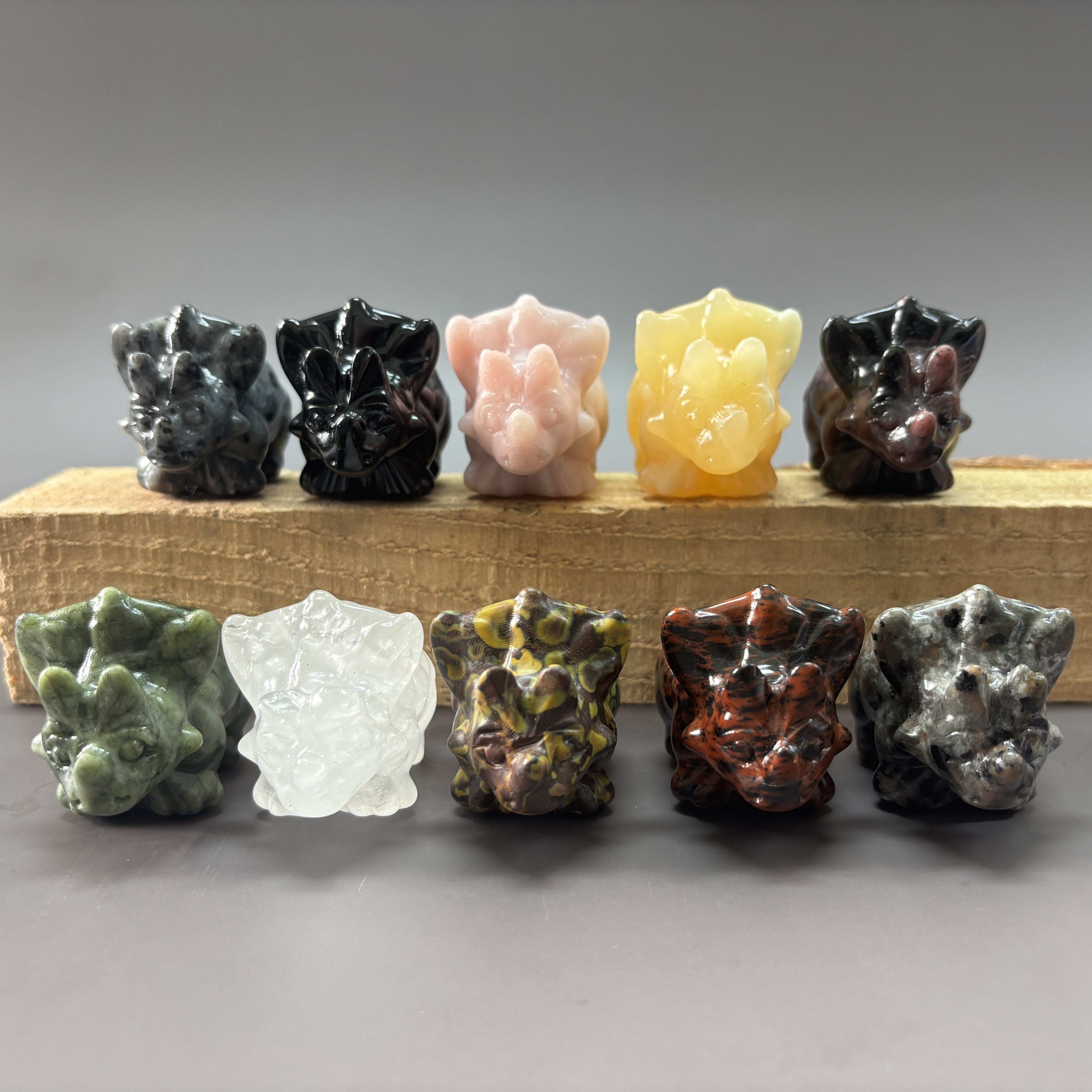 6CM Triceratops Natural Stone Crystal Carving Statue Table Decor Gift