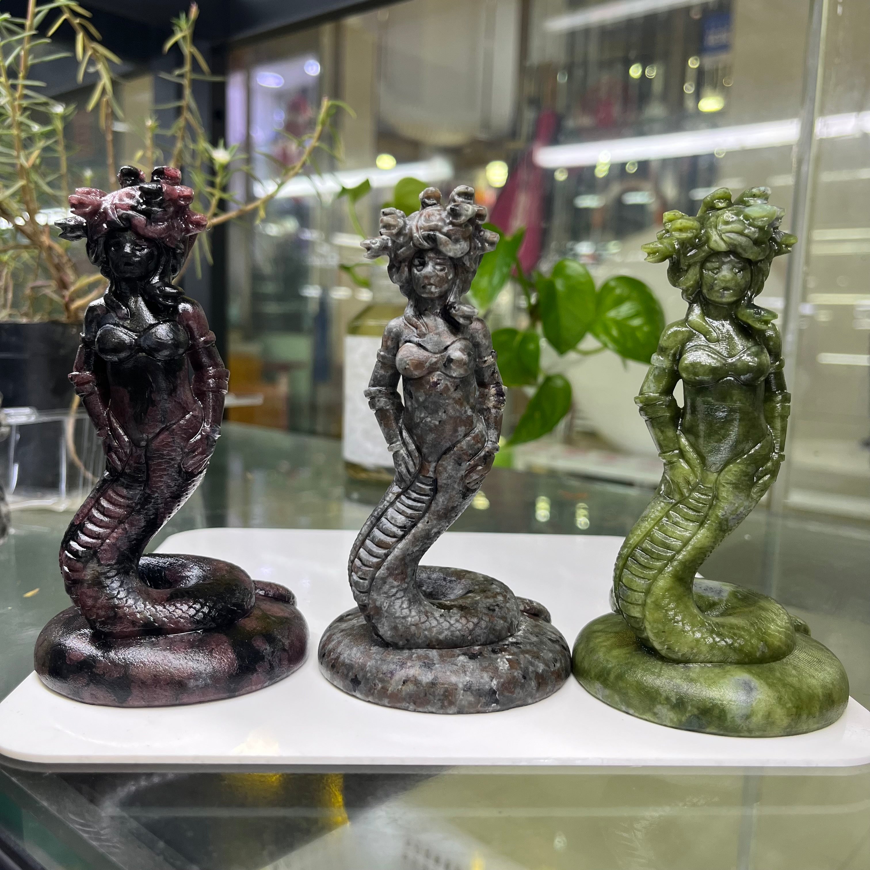 Natural Stone Medusa Carving Table Decor Wholesale