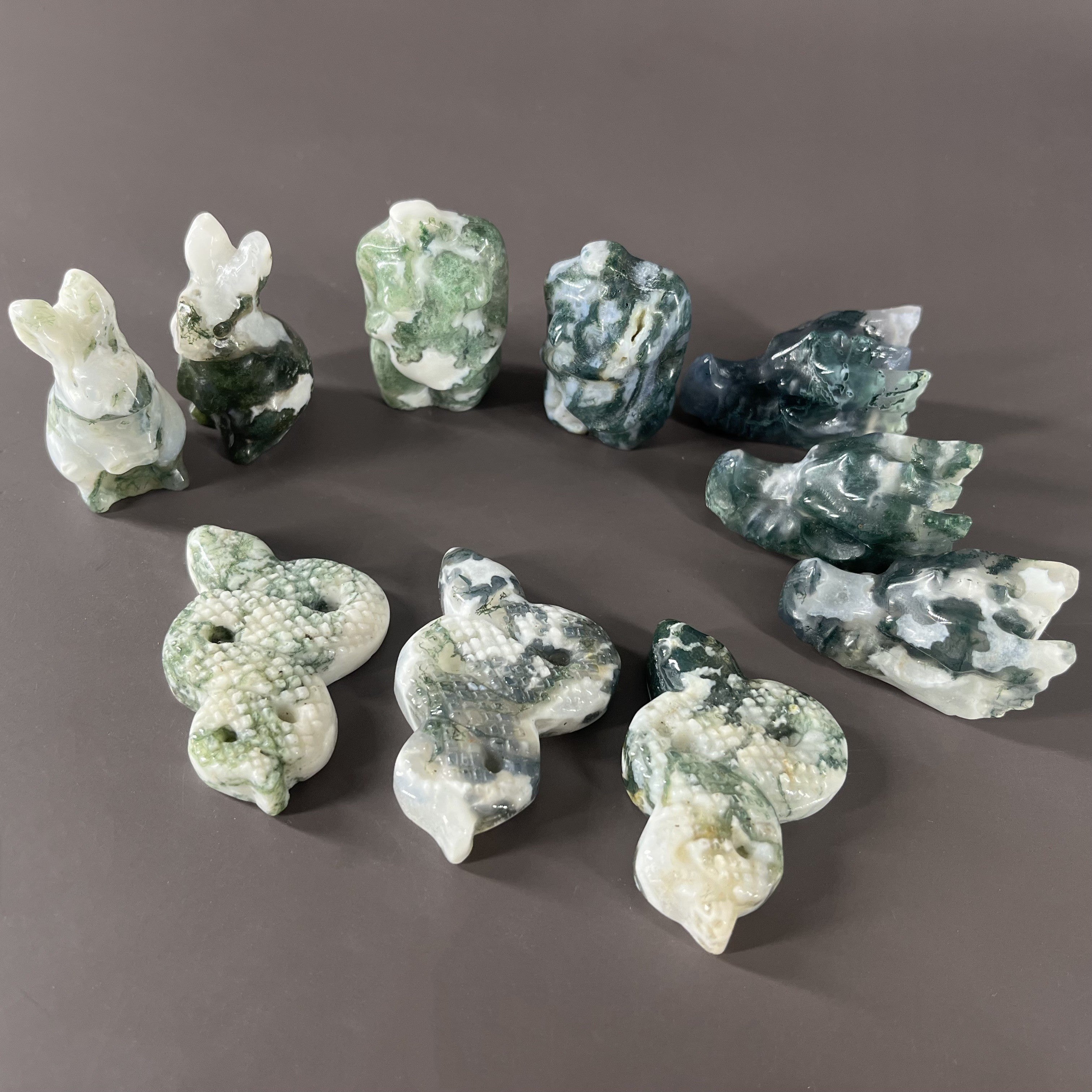 10PCS 4CM Selected Mini Moss Agate Carvings Group