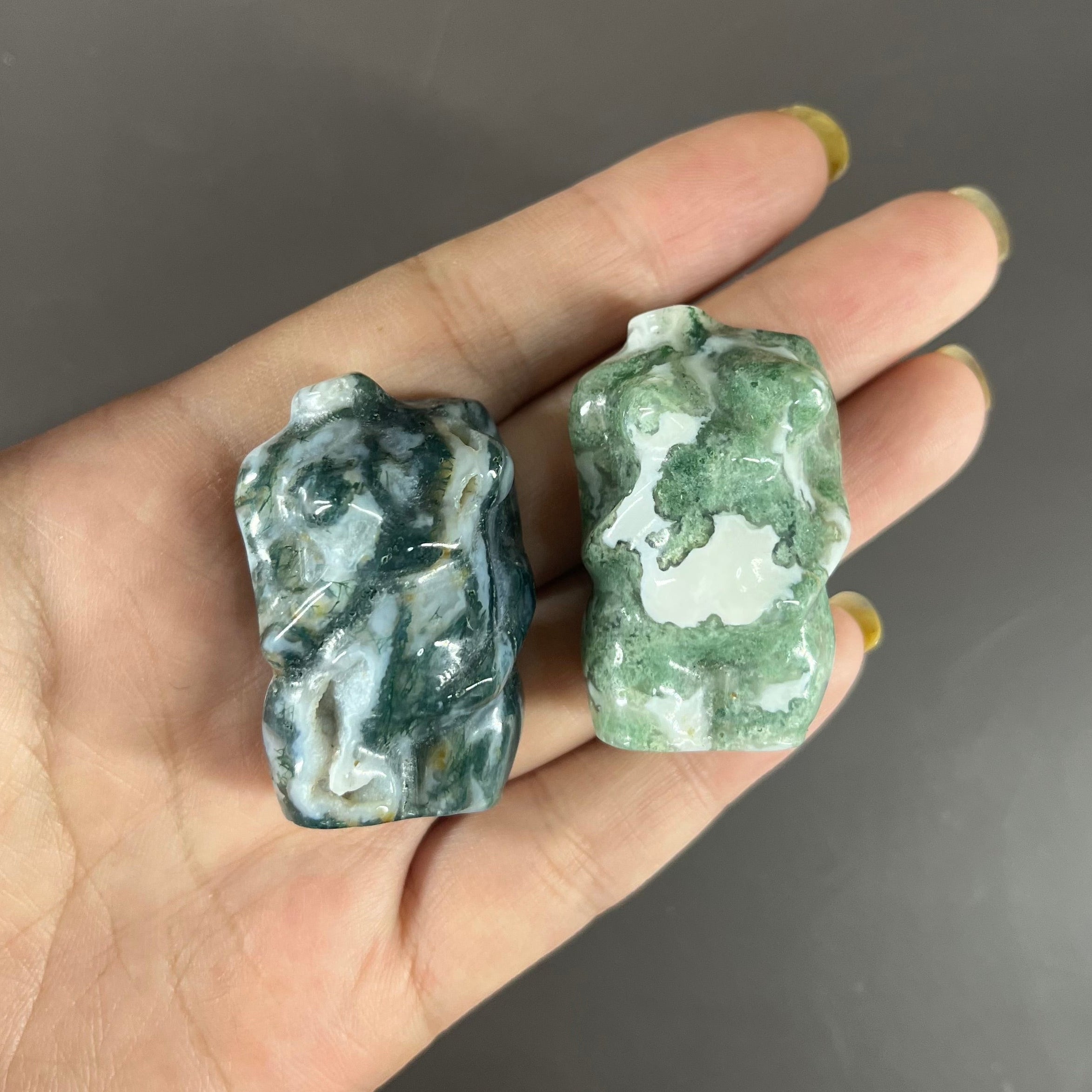10PCS 4CM Selected Mini Moss Agate Carvings Group