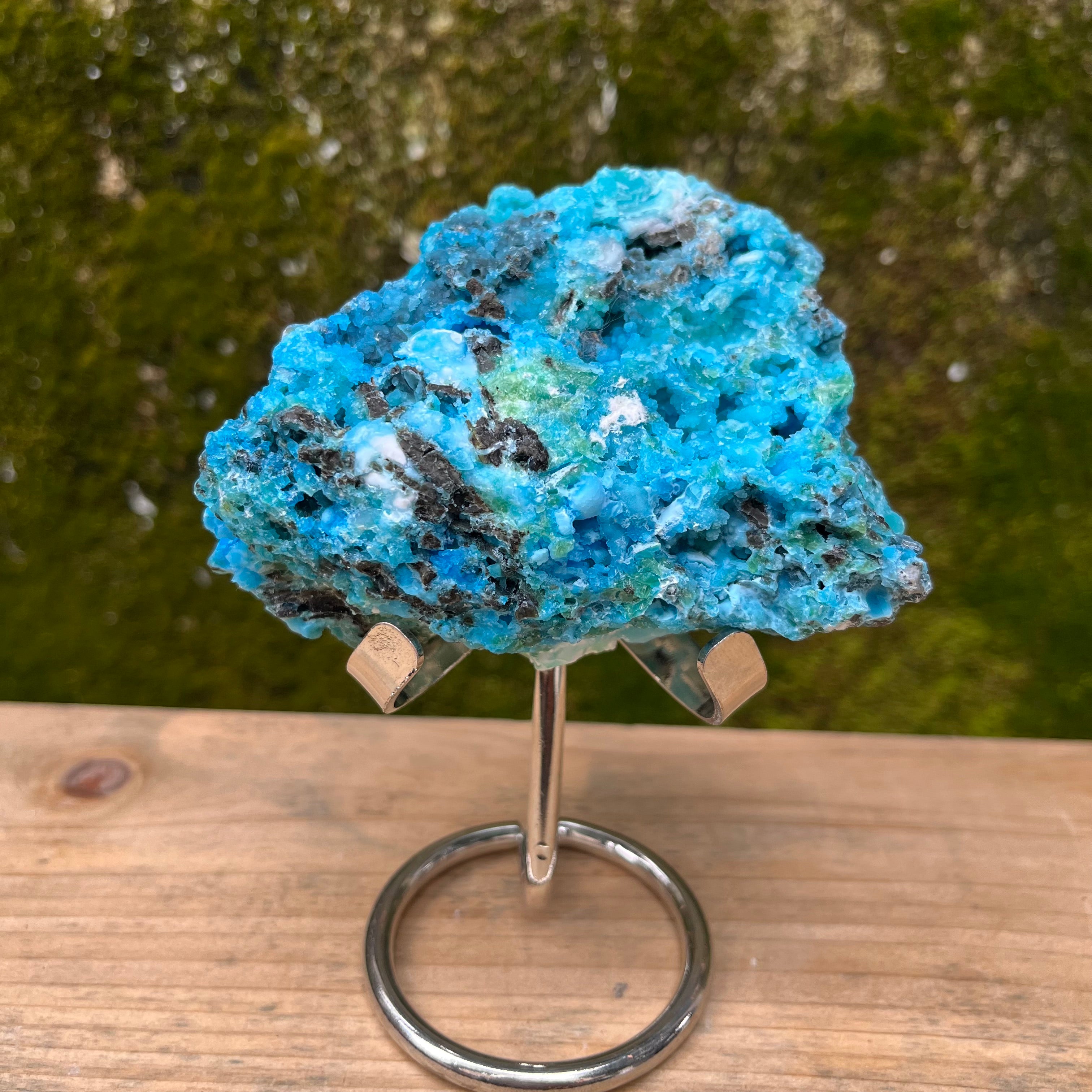 Natural Gibbsite Specimen