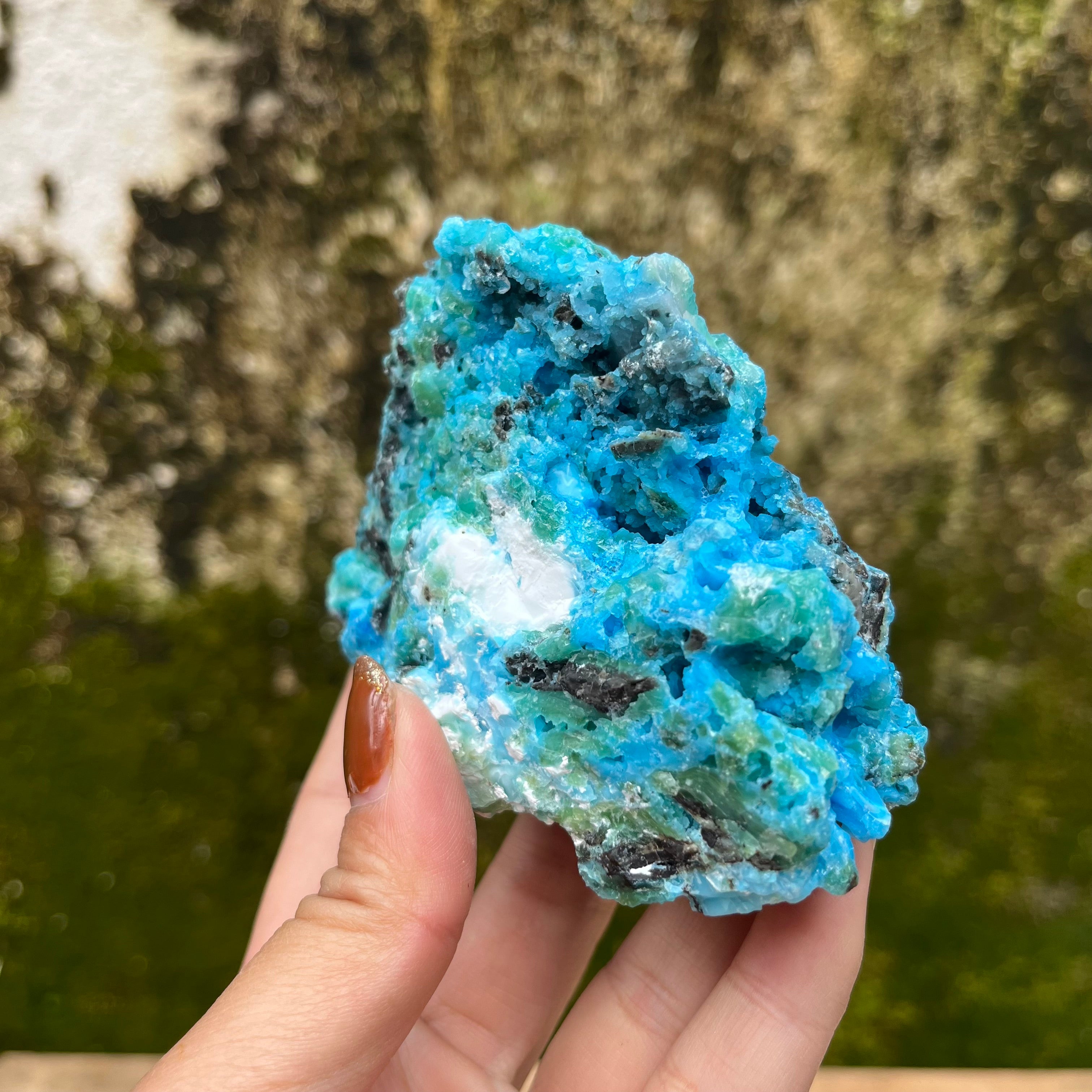 Natural Gibbsite Specimen