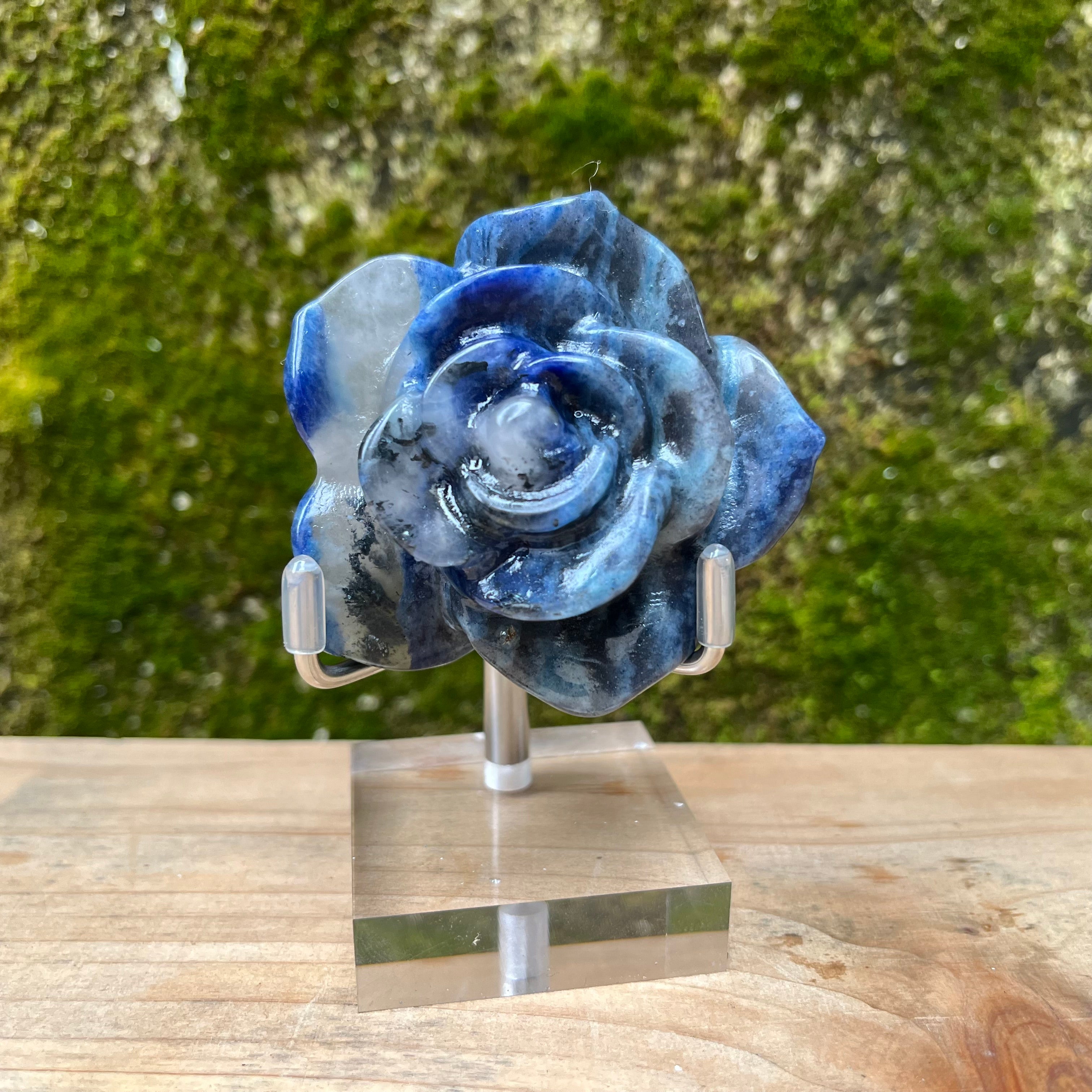 Natural Stone Flower Carving