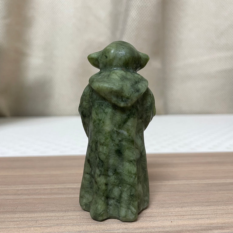 8CM Star Wars Old Yoda Natural Crystal Carving