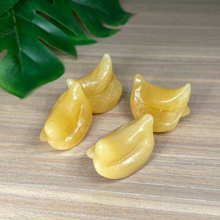 3CM Mini Banana Natural Crystal Carving