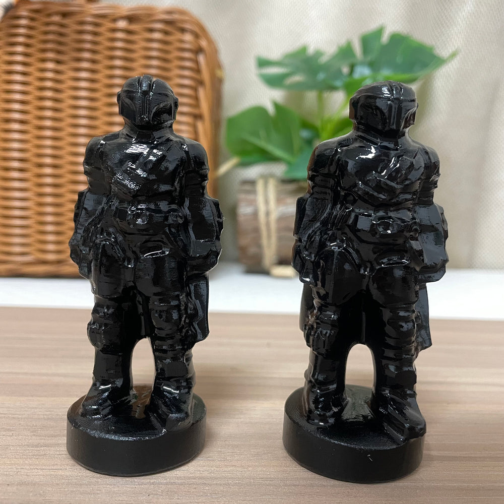 9CM Star Wars The Mandalorian Natural Crystal Carving