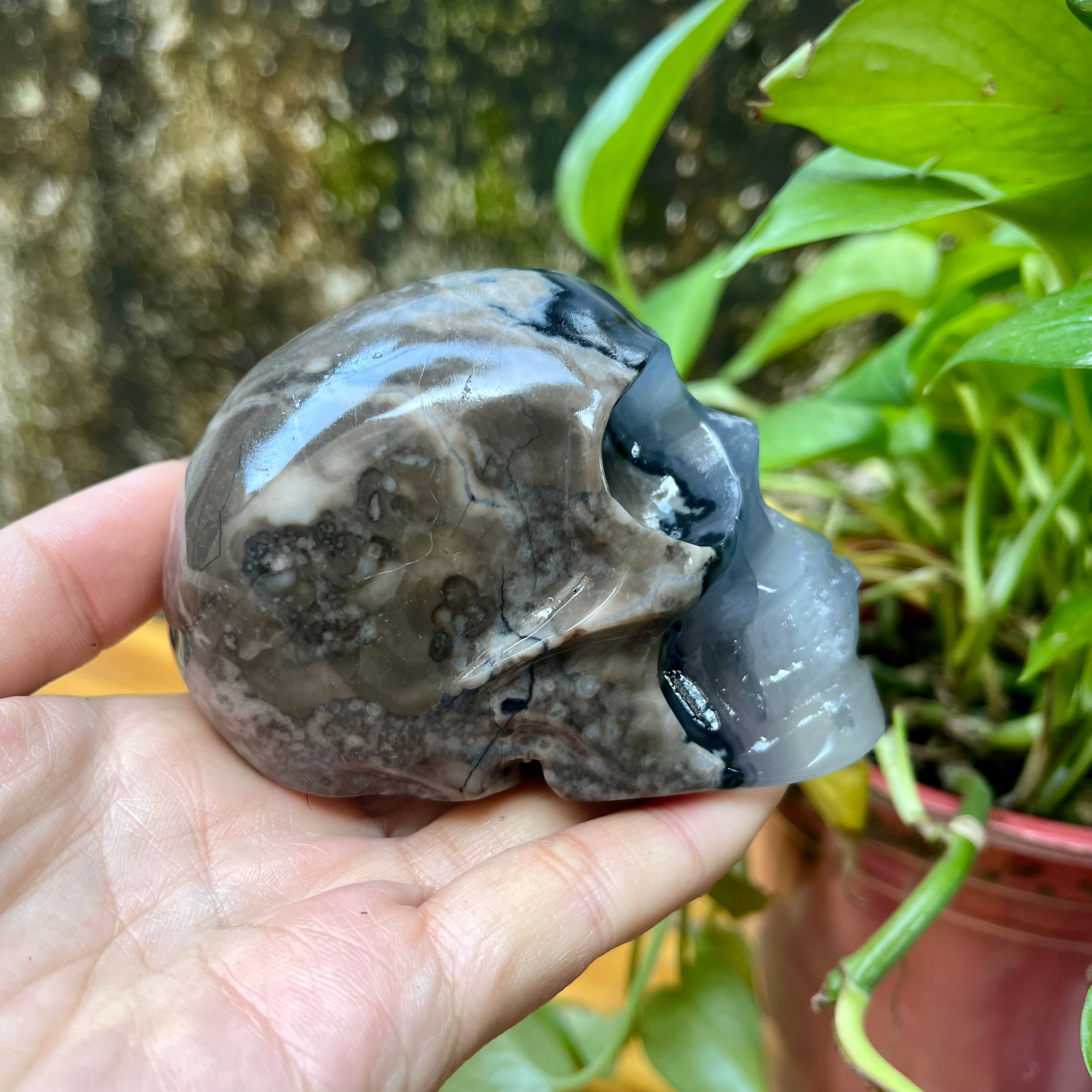 UV Reactive Volcanic Agate Skull Carving