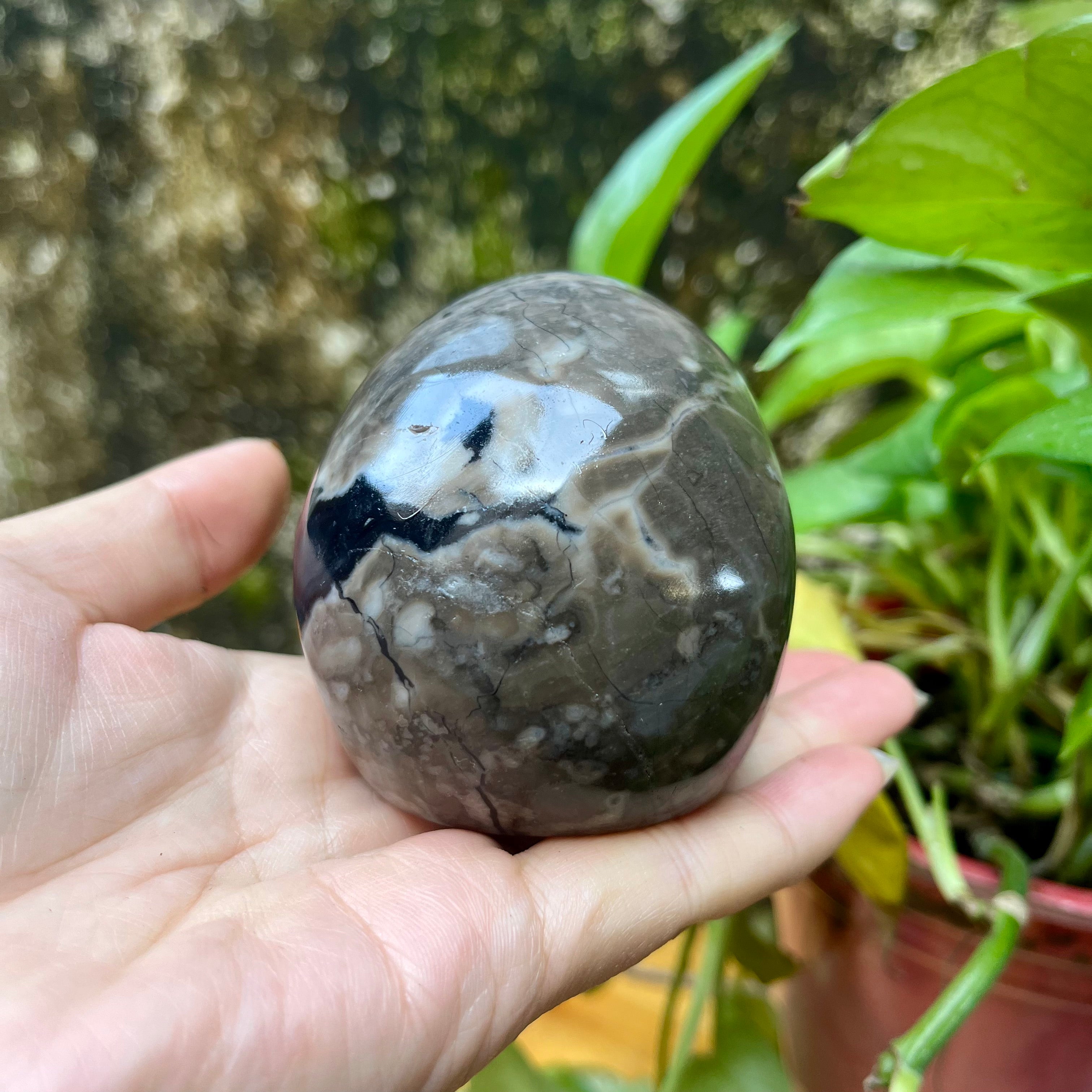 UV Reactive Volcanic Agate Skull Carving