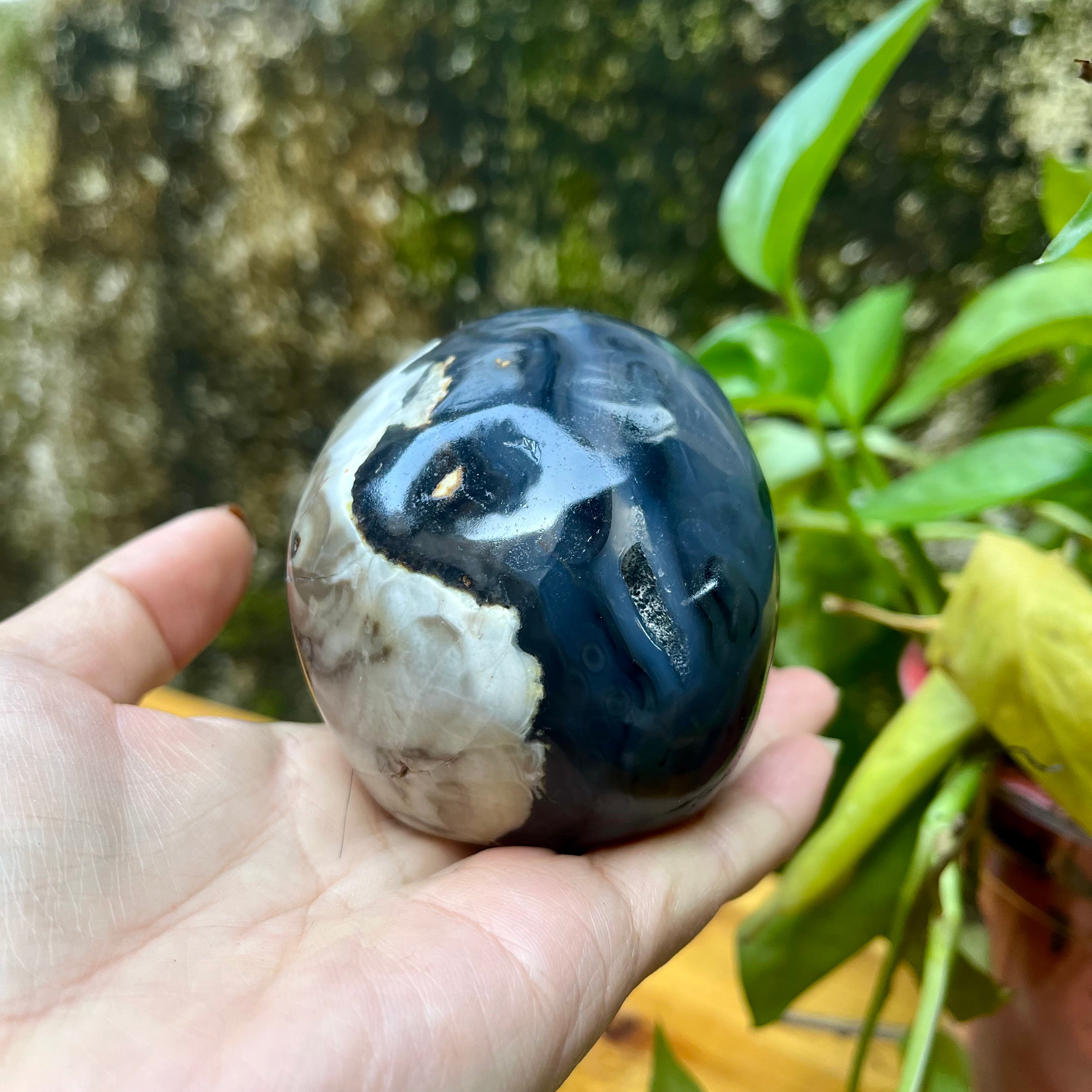 UV Reactive Volcanic Agate Skull Carving
