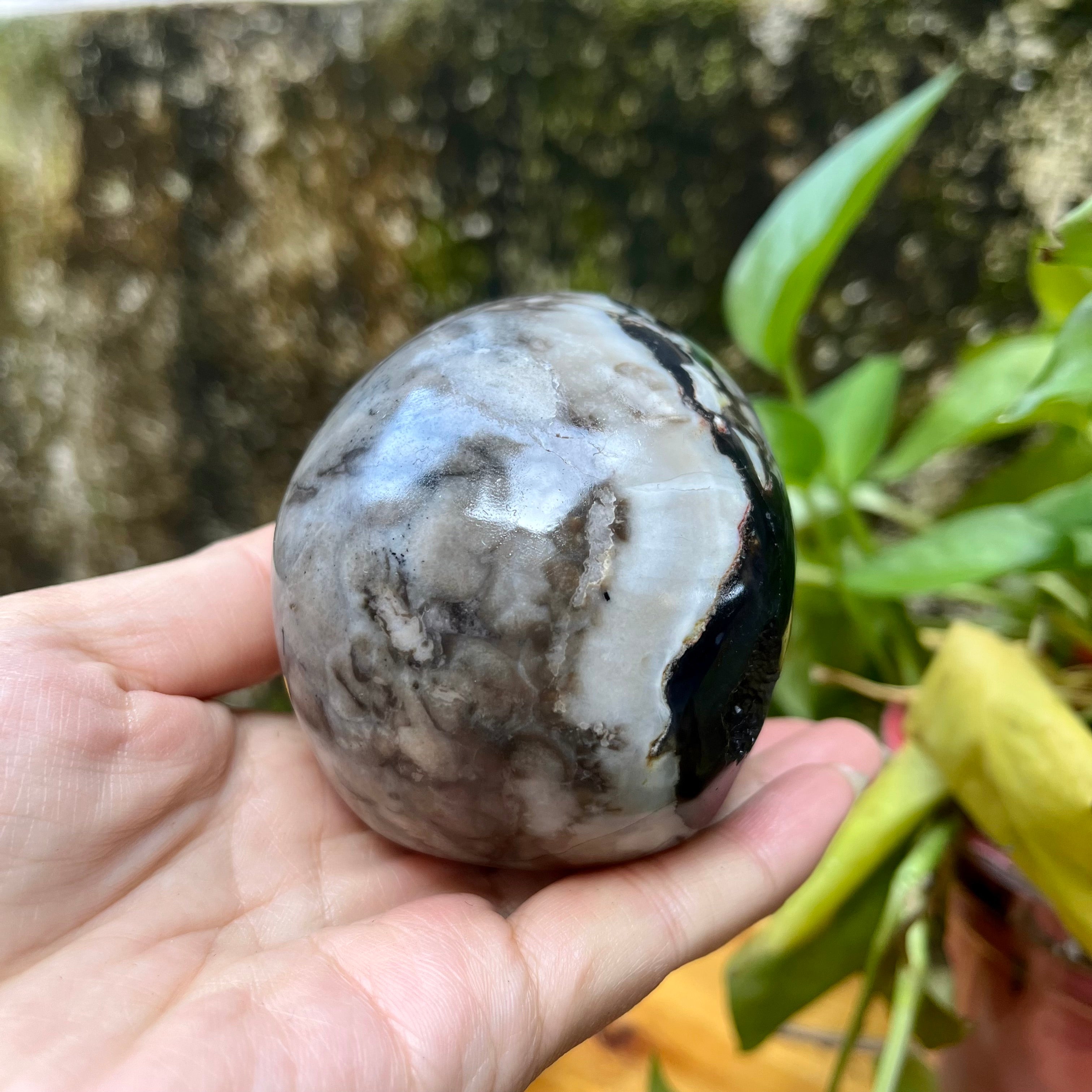 UV Reactive Volcanic Agate Skull Carving