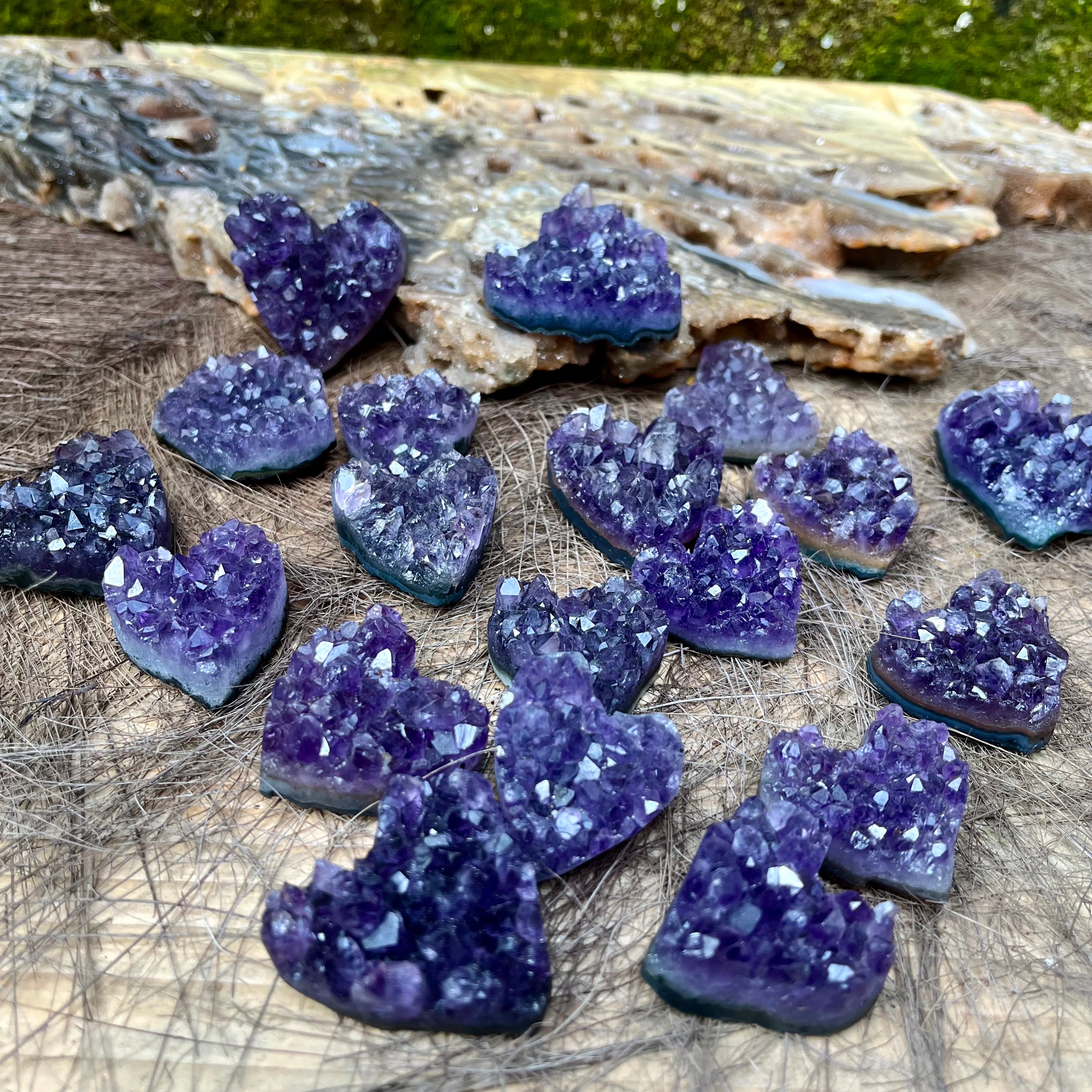 19PCS Amethyst Cluster Raw Cut Small Hearts