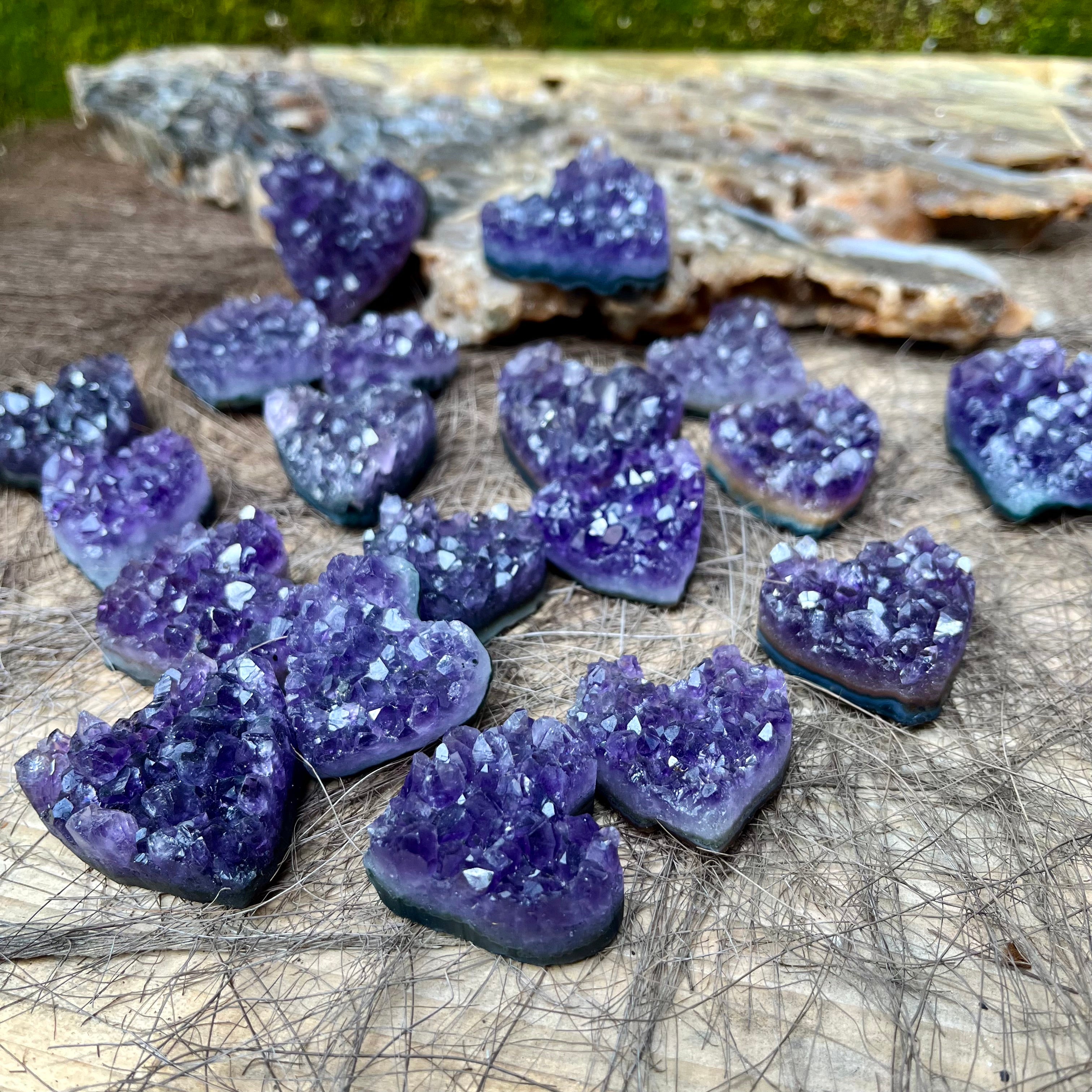 19PCS Amethyst Cluster Raw Cut Small Hearts