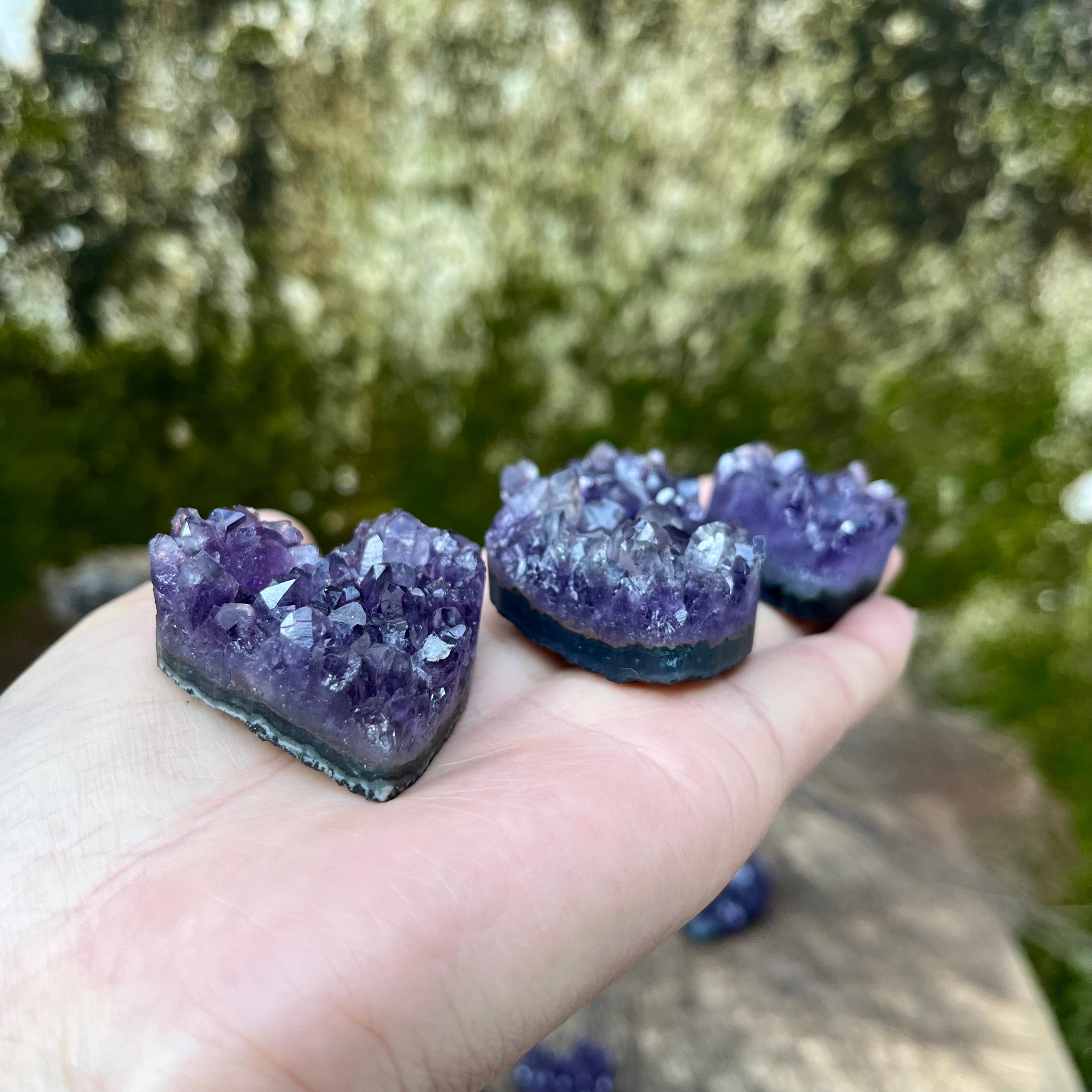 19PCS Amethyst Cluster Raw Cut Small Hearts