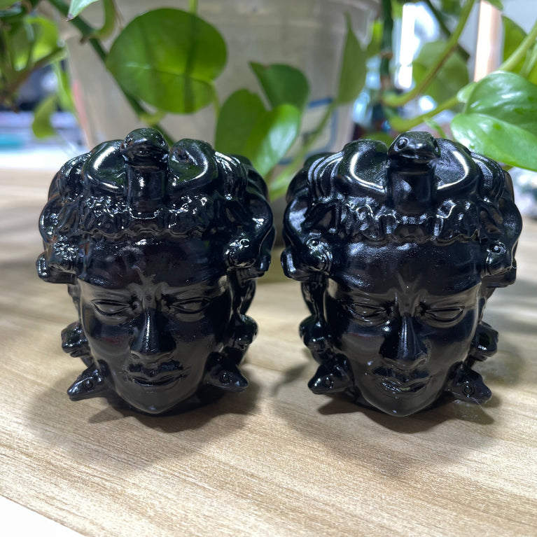 6CM Black Obsidian Medusa Carvings