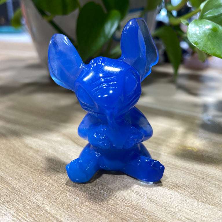 6CM Opalite Stitch Cartoon Figure Carvings