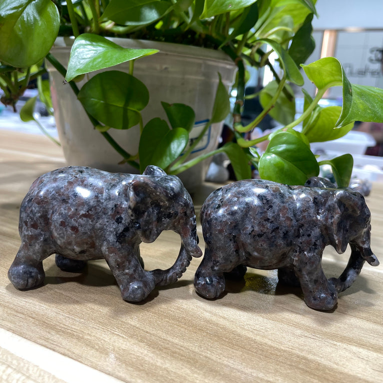 8CM Yooperlite Elephant Carvings