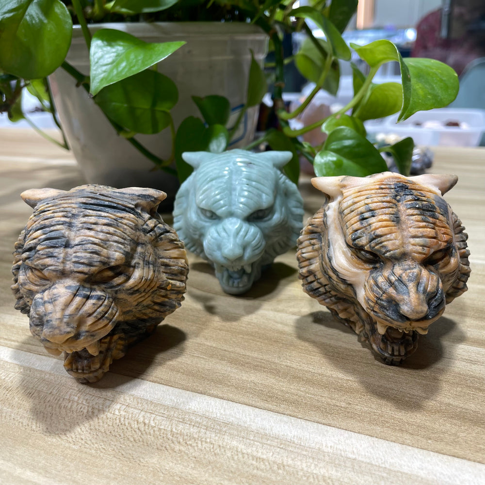 6CM Natural Stone Tiger Head Carvings