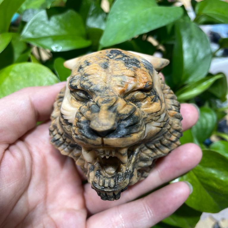 6CM Natural Stone Tiger Head Carvings