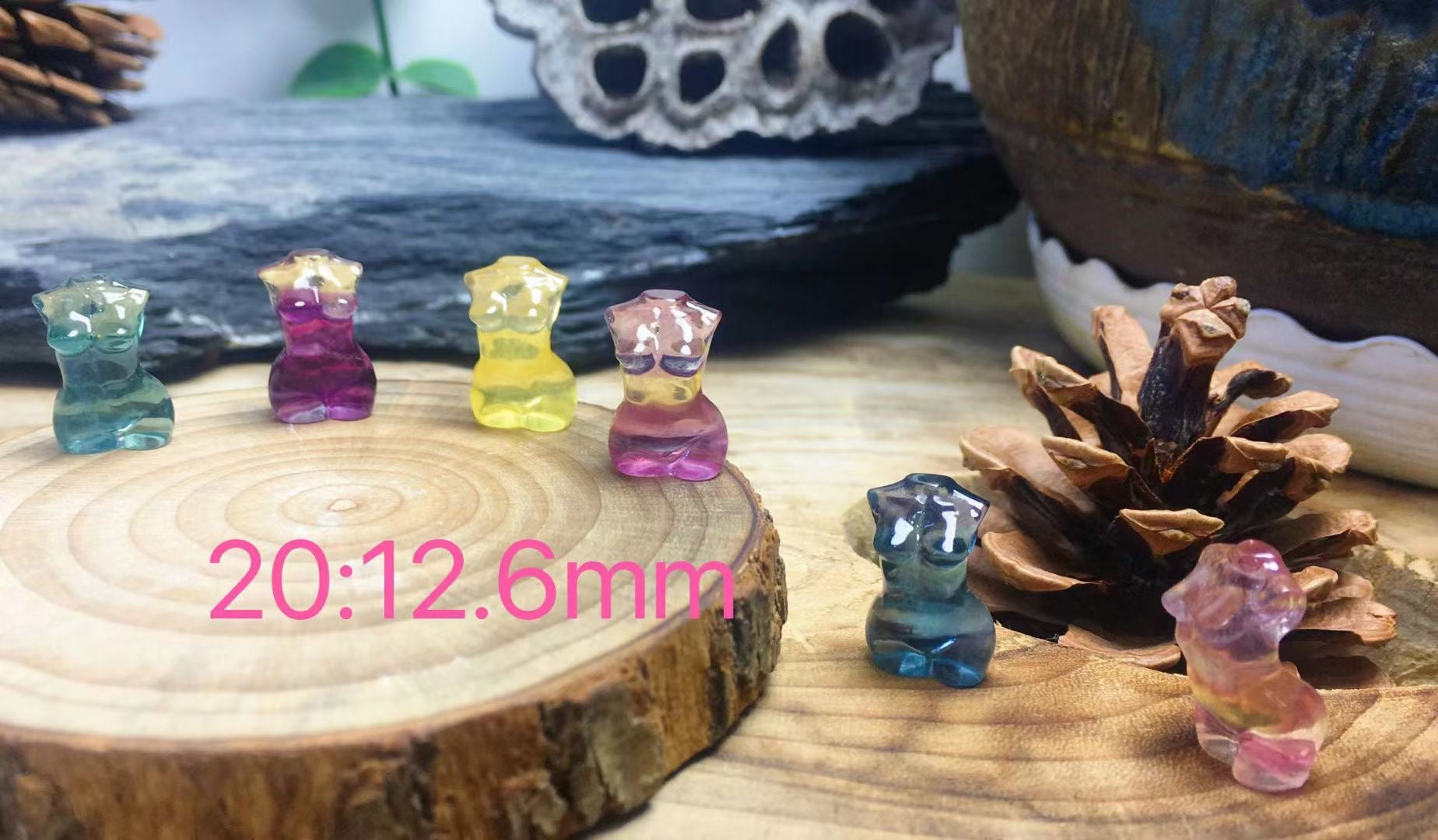 Mini Fluorite Lady Body Natural Crystal Carvings