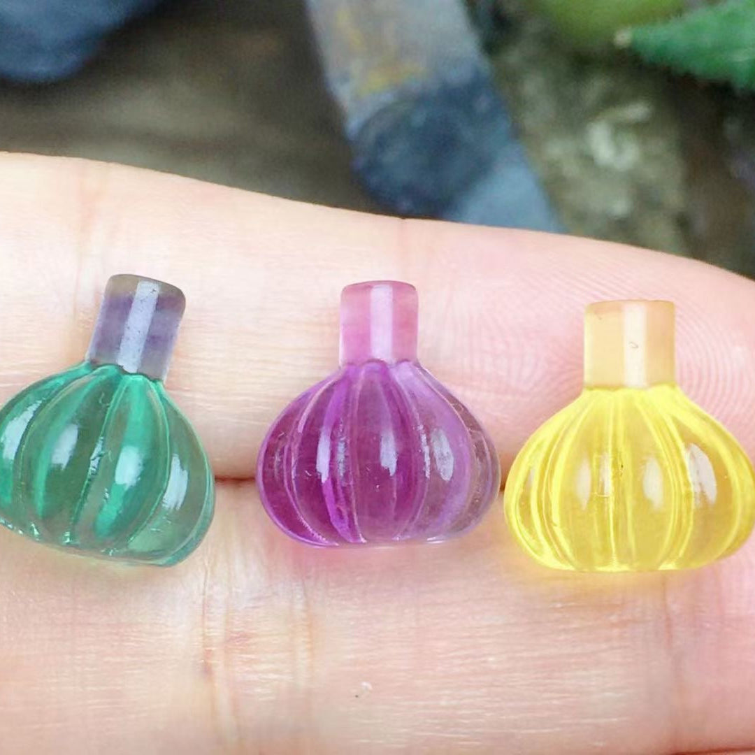 Mini Fluorite Garlic Natural Crystal Carvings