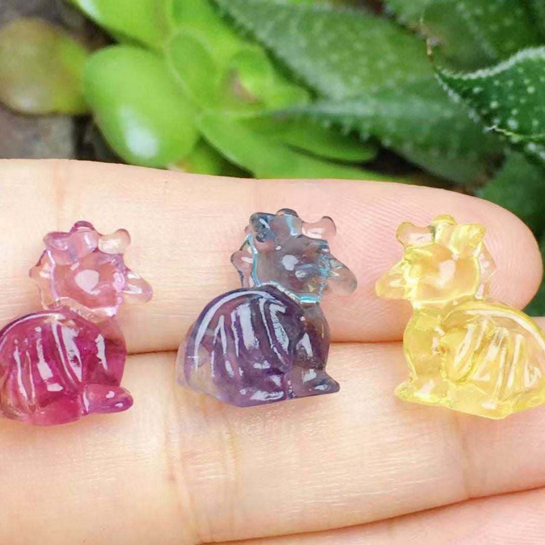 Mini Fluorite Flying Dragon Natural Crystal Carvings