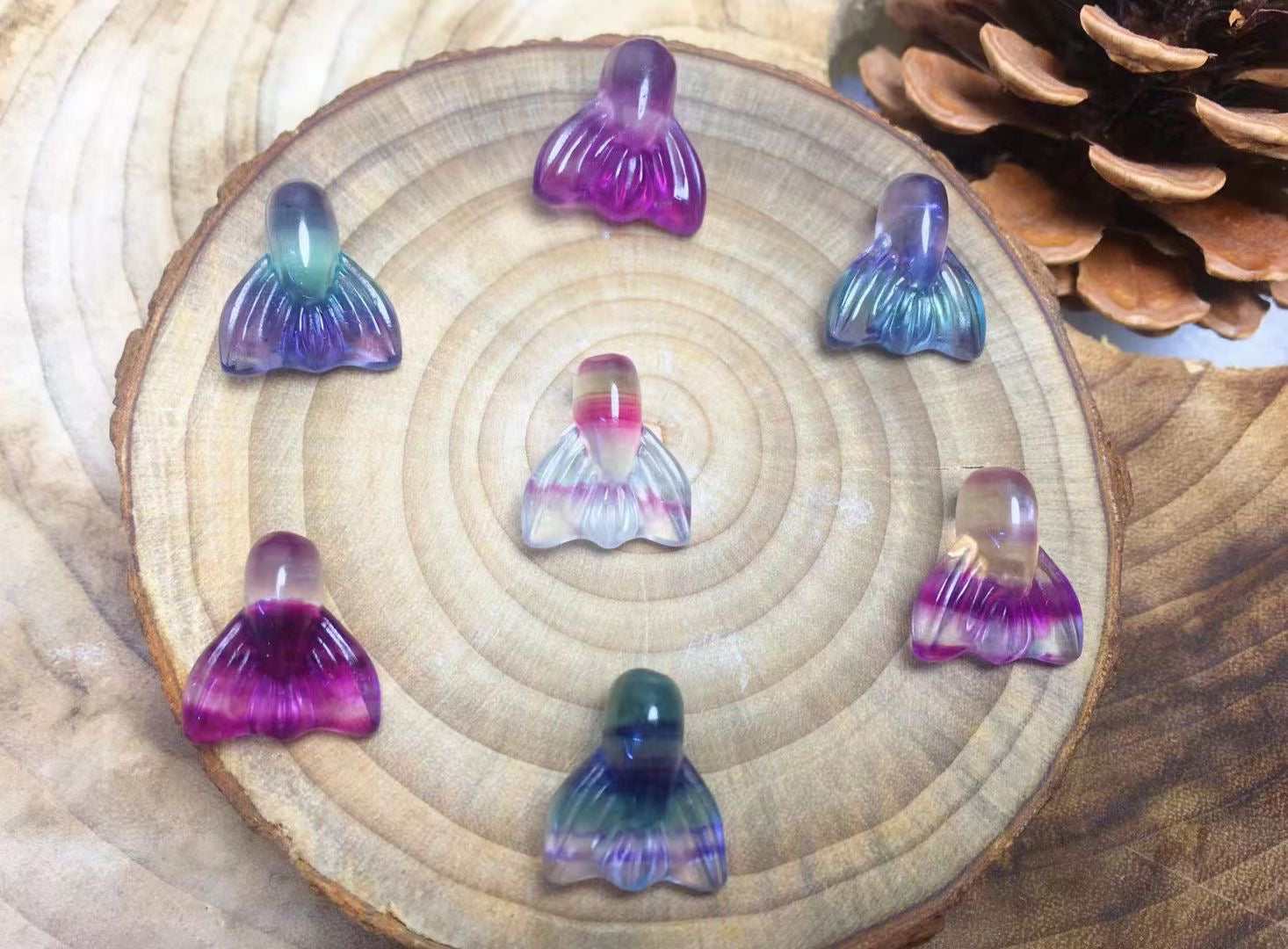 Mini Fluorite Fish Tail Natural Crystal Carvings