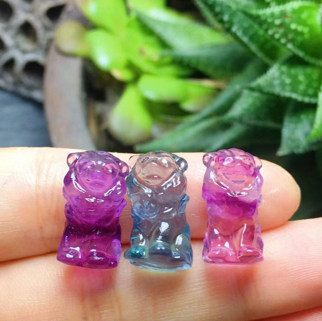 Mini Fluorite Lion Natural Crystal Carvings Wholesale