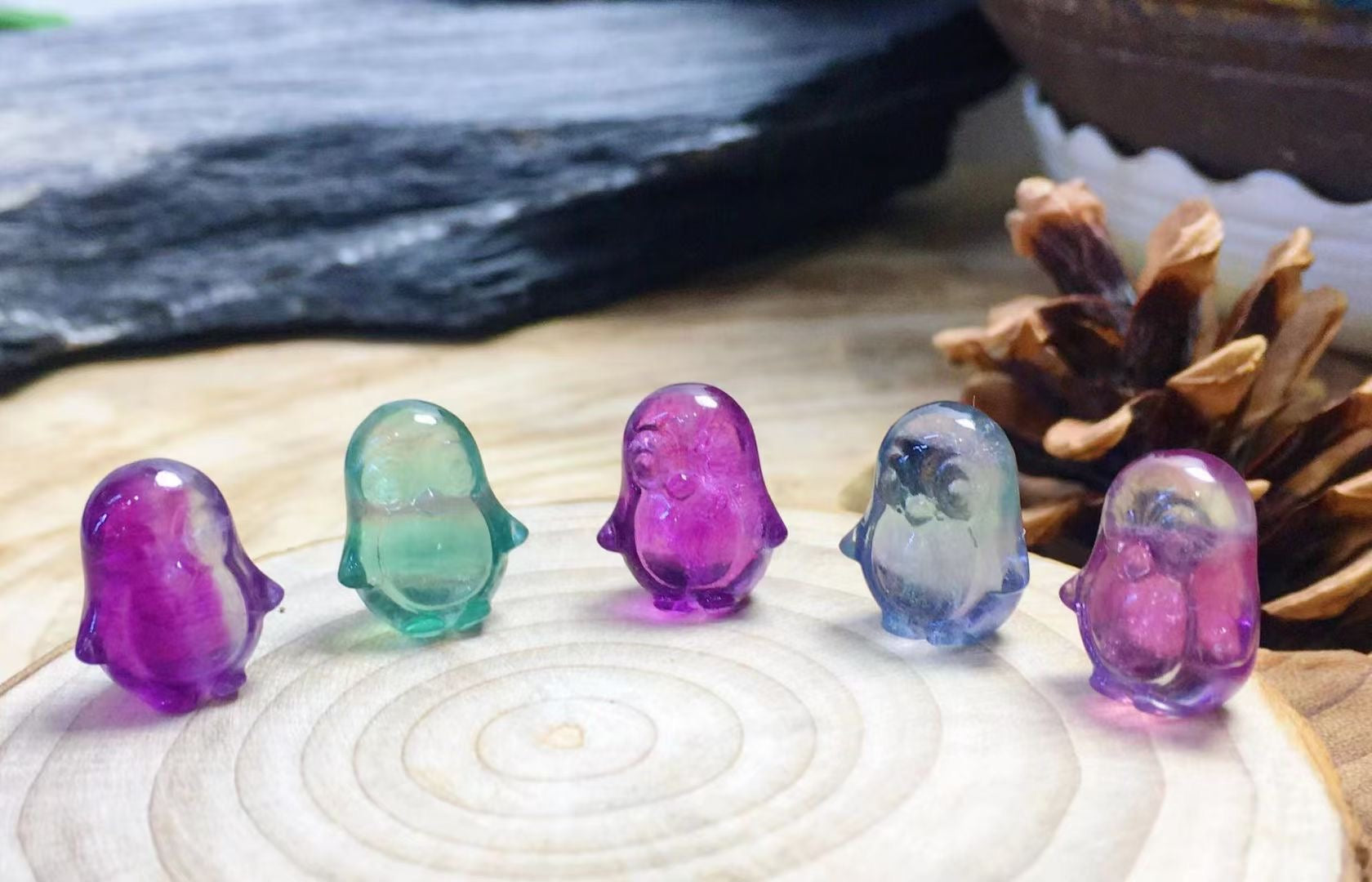 Mini Fluorite Cute Penguin Natural Crystal Carvings Wholesale