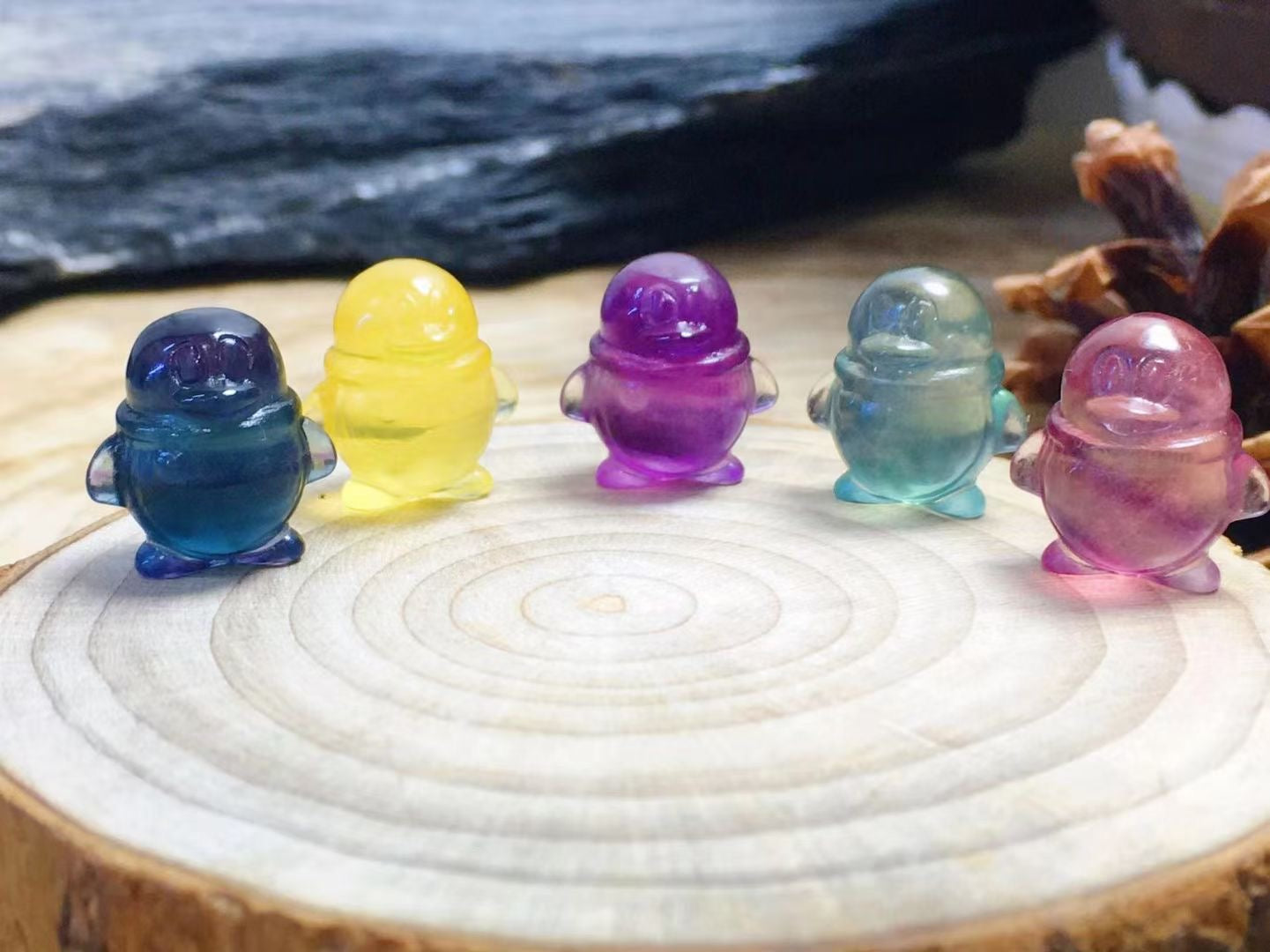Mini Fluorite Chubby Penguin Natural Crystal Carvings Wholesale