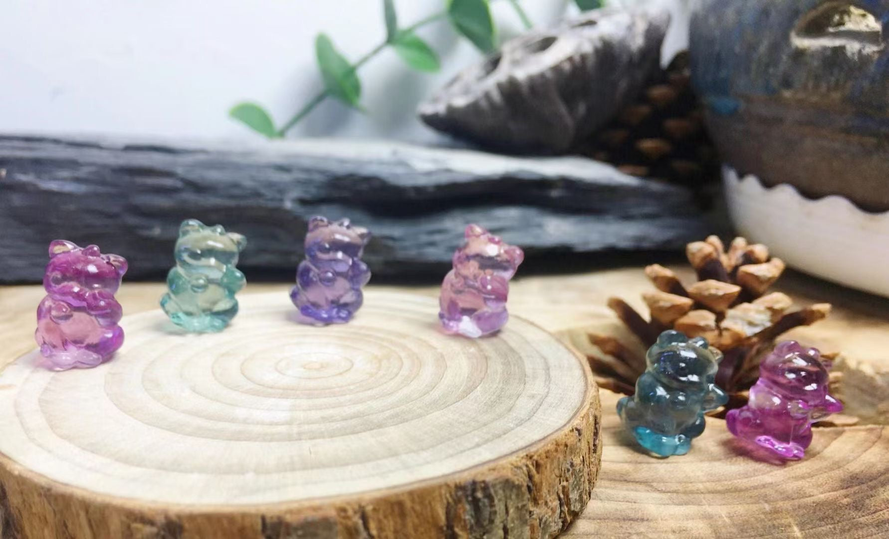 Mini Fluorite Fortune Cat Natural Crystal Carvings Wholesale