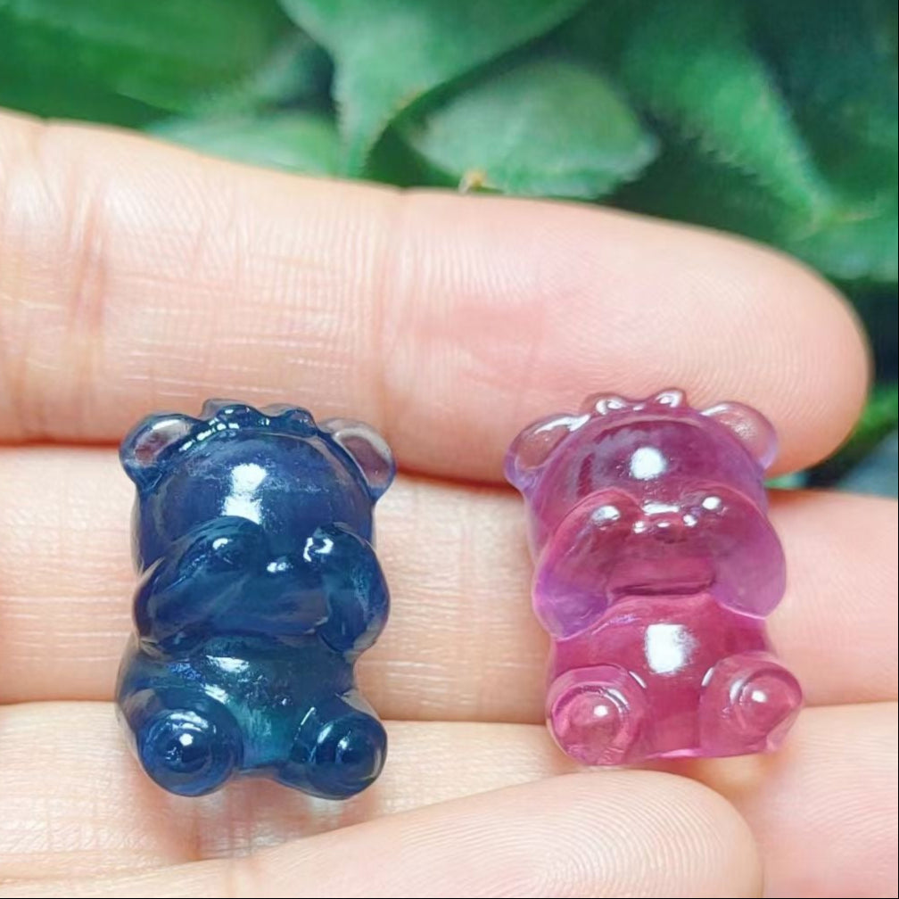 Mini Fluorite Shy Bear Natural Crystal Carvings Wholesale